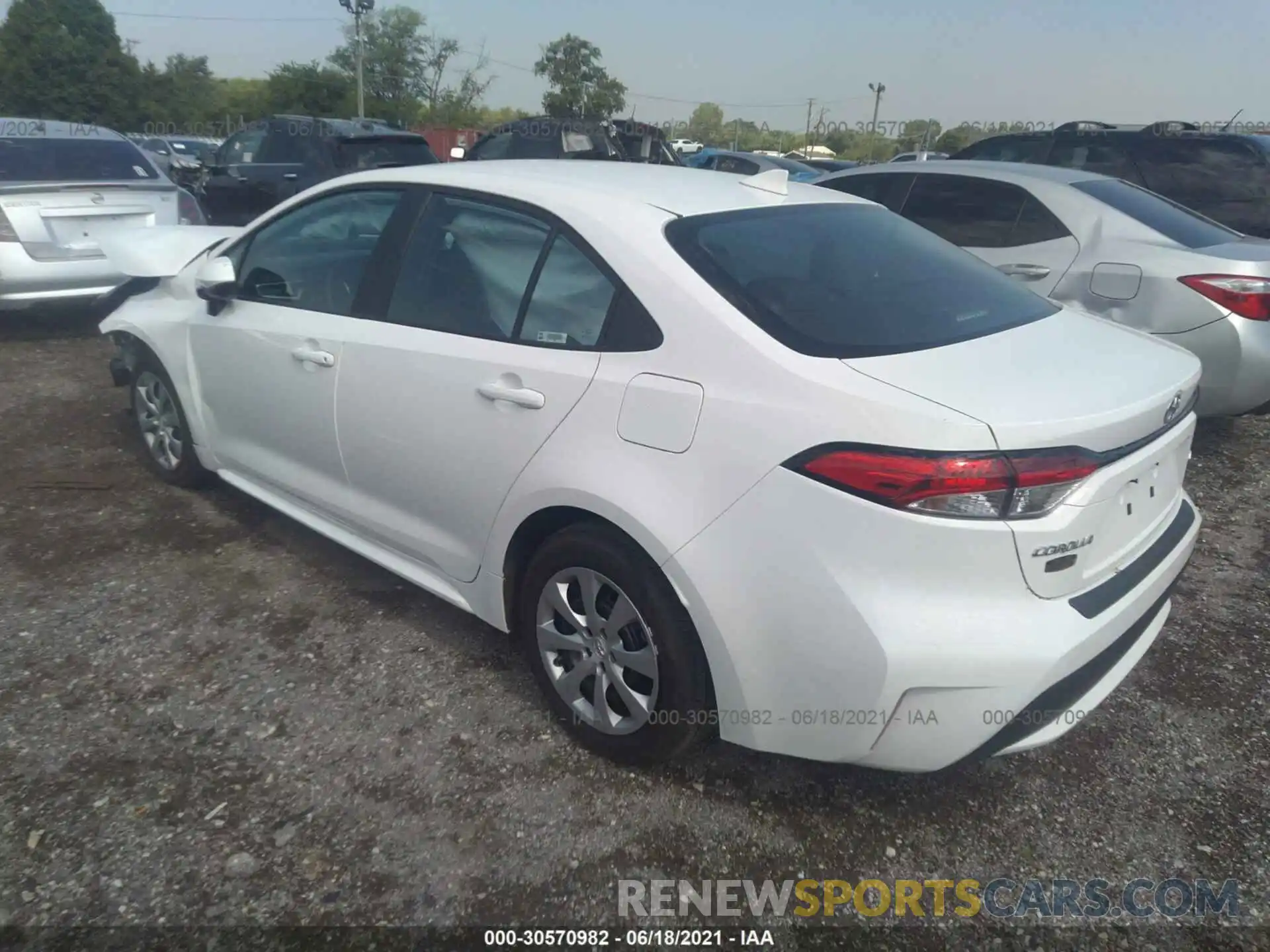 3 Photograph of a damaged car 5YFEPMAE0MP161141 TOYOTA COROLLA 2021