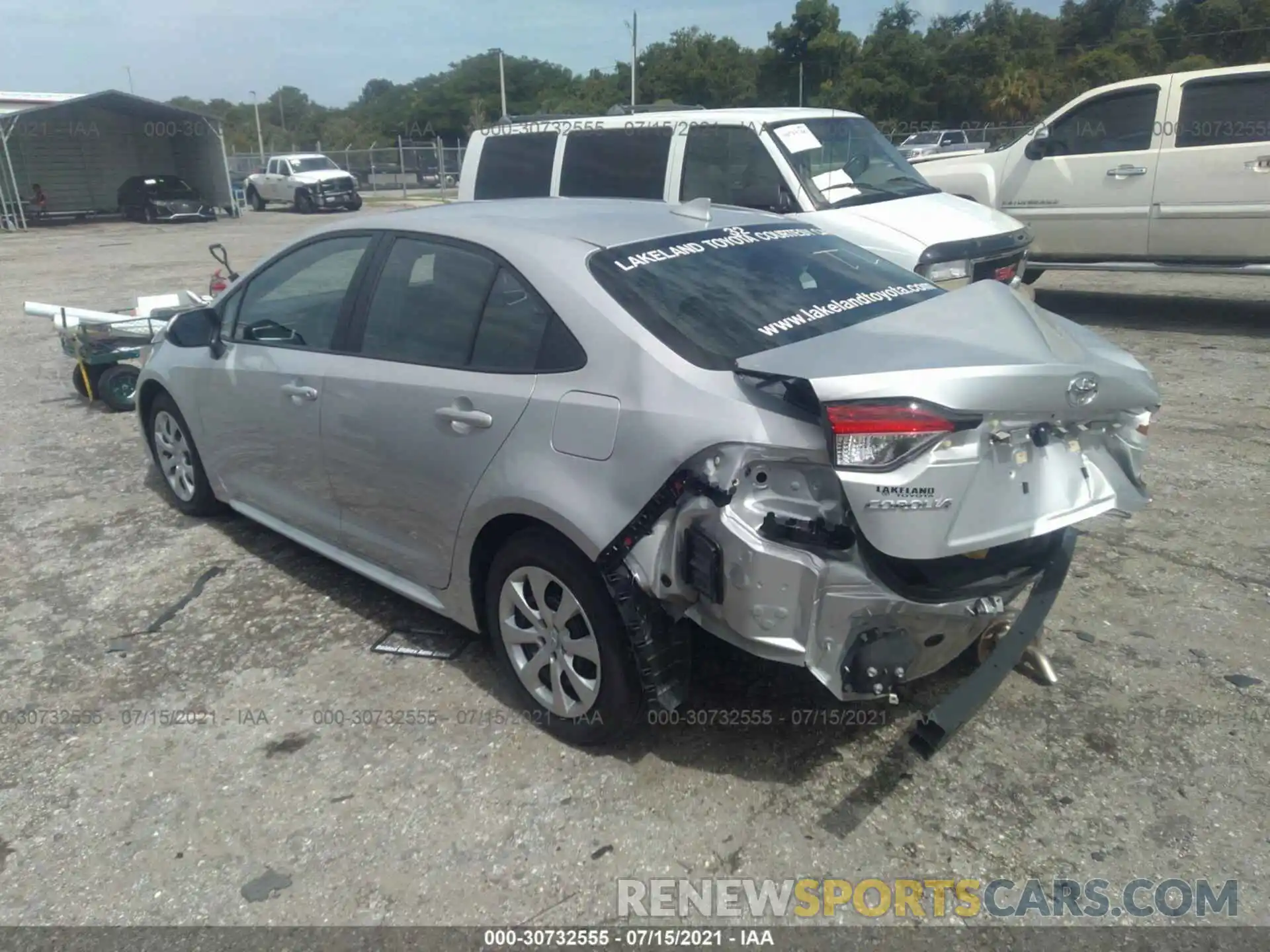 3 Photograph of a damaged car 5YFEPMAE0MP162564 TOYOTA COROLLA 2021