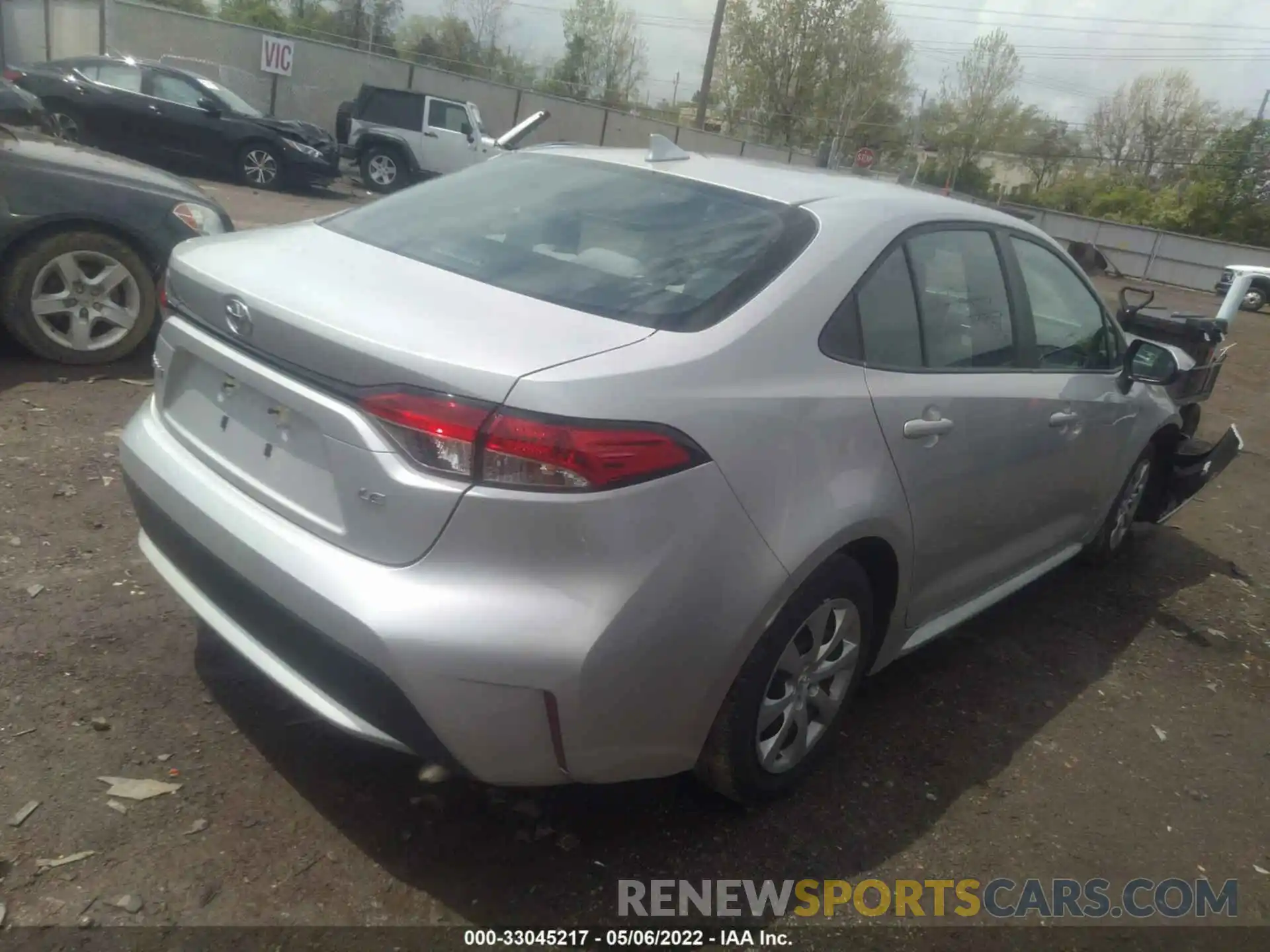 4 Photograph of a damaged car 5YFEPMAE0MP163391 TOYOTA COROLLA 2021