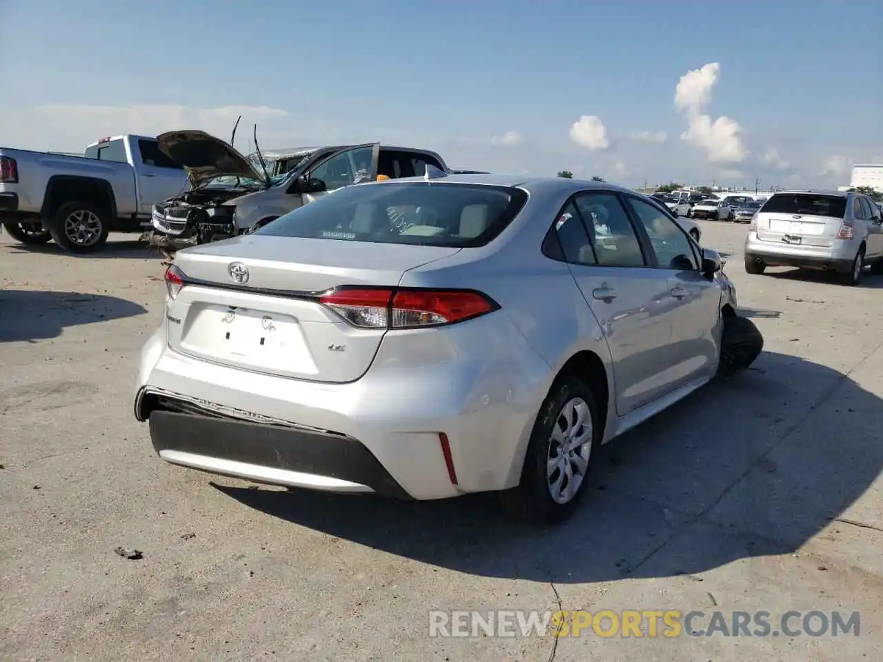 4 Photograph of a damaged car 5YFEPMAE0MP164637 TOYOTA COROLLA 2021