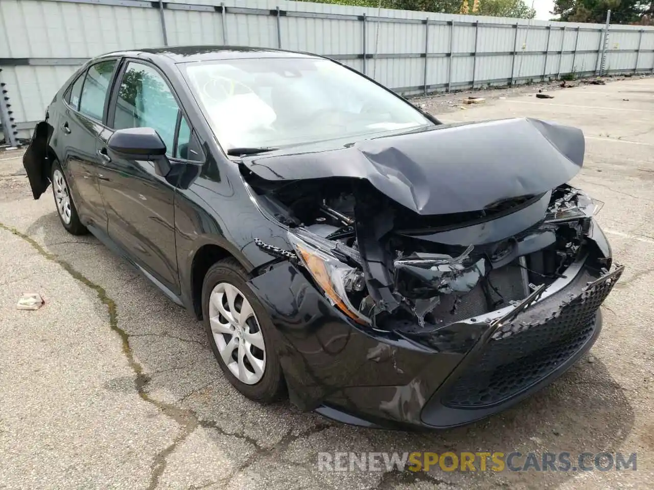 1 Photograph of a damaged car 5YFEPMAE0MP166114 TOYOTA COROLLA 2021