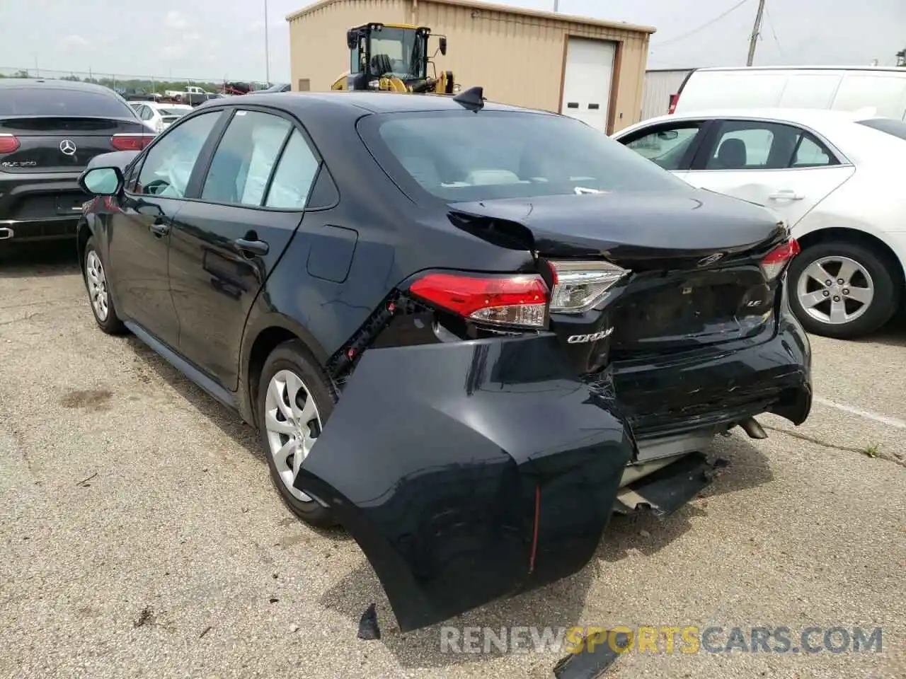 3 Photograph of a damaged car 5YFEPMAE0MP166114 TOYOTA COROLLA 2021