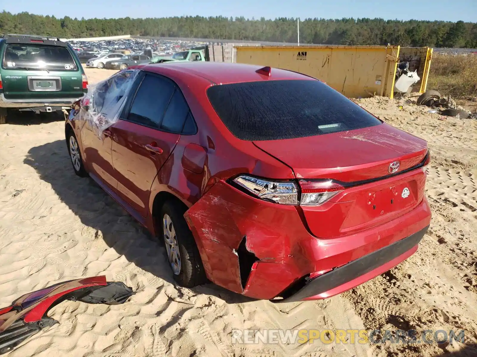 3 Photograph of a damaged car 5YFEPMAE0MP168901 TOYOTA COROLLA 2021