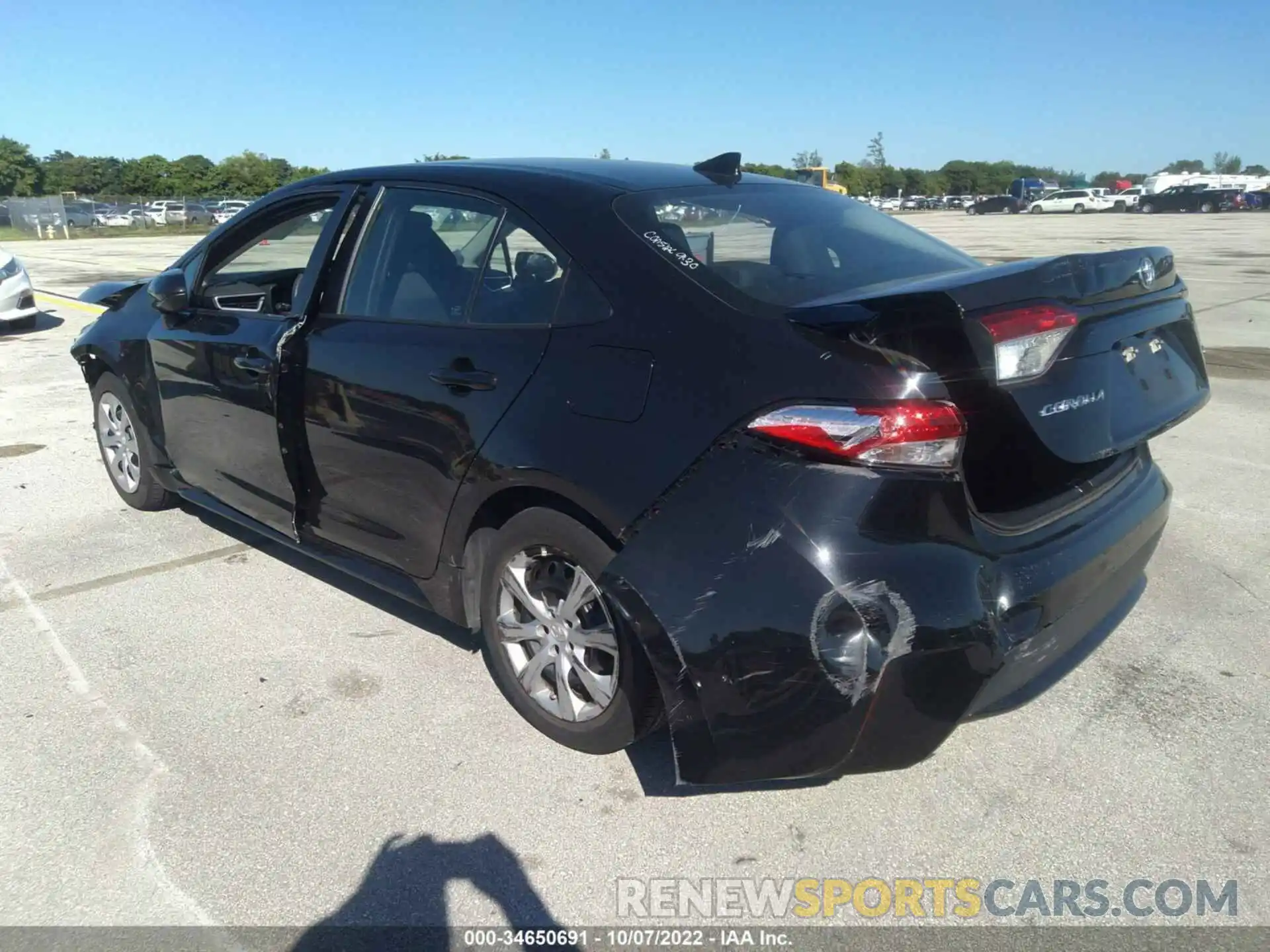 3 Photograph of a damaged car 5YFEPMAE0MP169188 TOYOTA COROLLA 2021