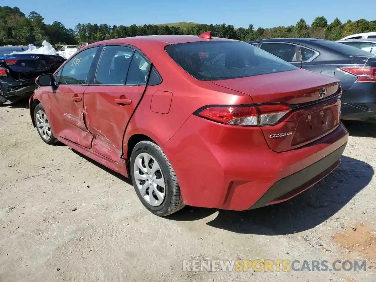 3 Photograph of a damaged car 5YFEPMAE0MP169272 TOYOTA COROLLA 2021