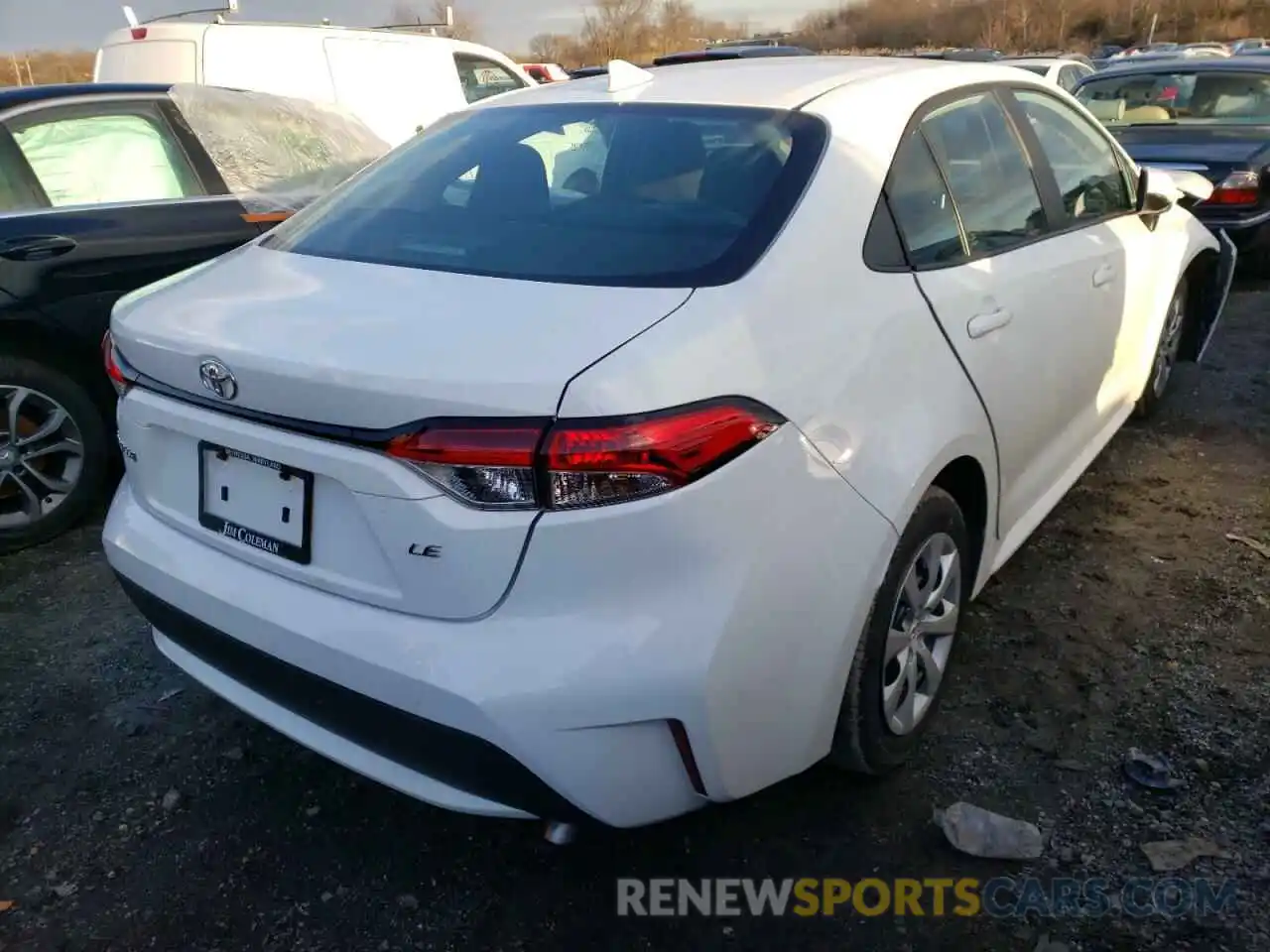 4 Photograph of a damaged car 5YFEPMAE0MP170146 TOYOTA COROLLA 2021