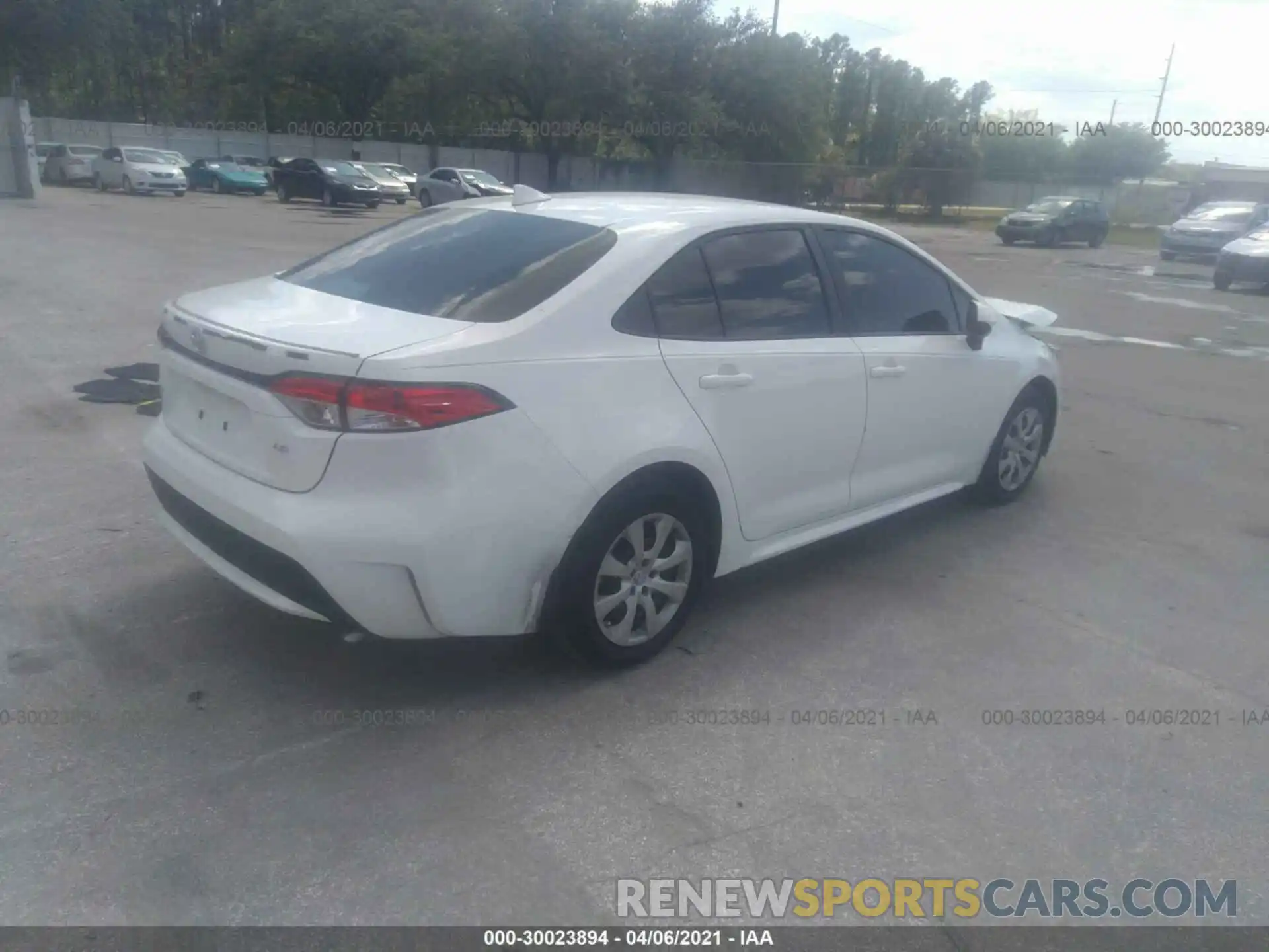 4 Photograph of a damaged car 5YFEPMAE0MP172012 TOYOTA COROLLA 2021