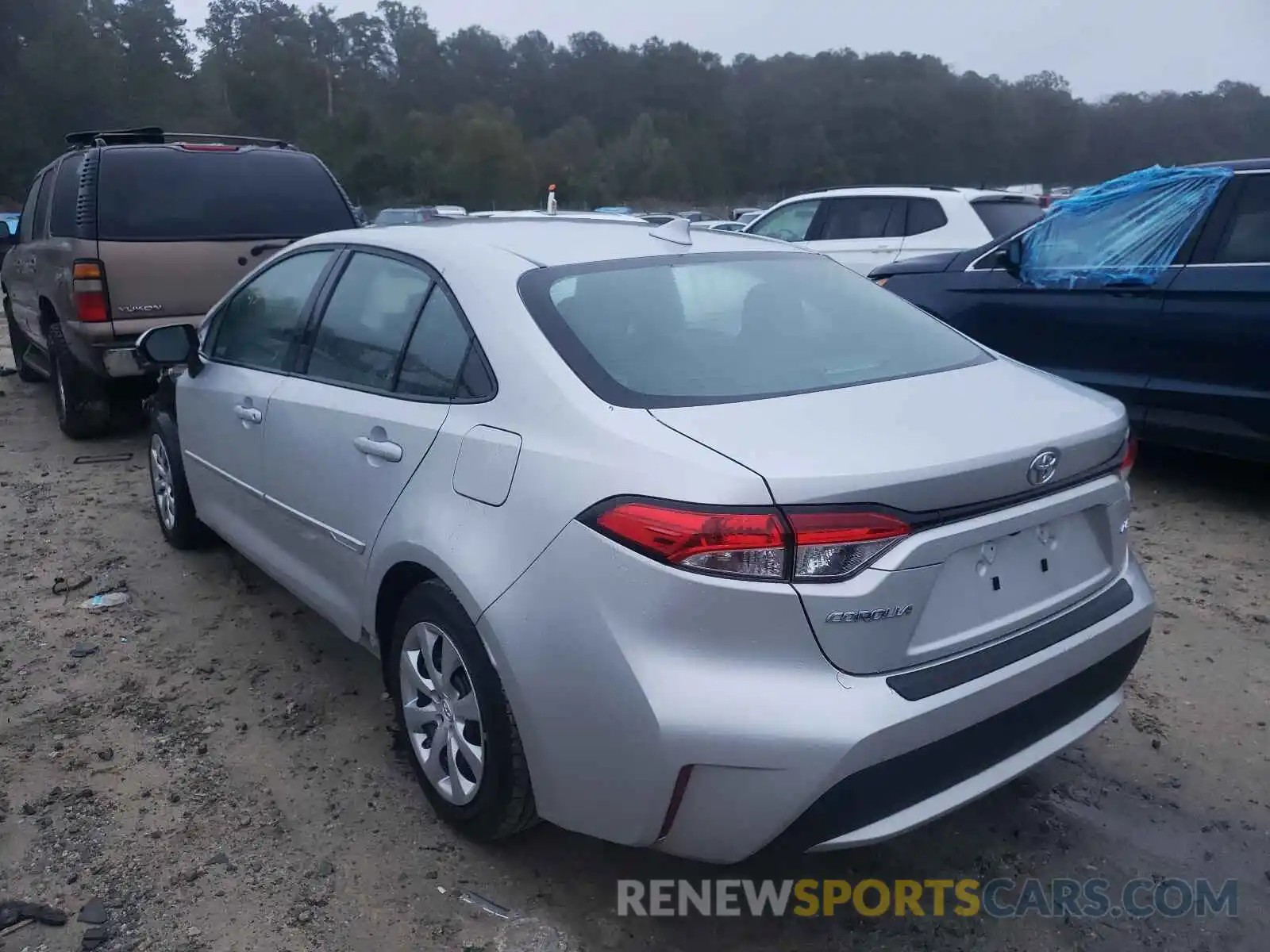 3 Photograph of a damaged car 5YFEPMAE0MP172530 TOYOTA COROLLA 2021