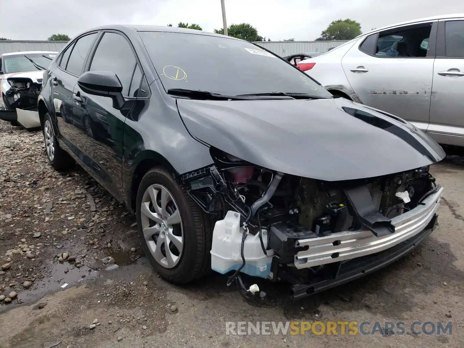 1 Photograph of a damaged car 5YFEPMAE0MP173418 TOYOTA COROLLA 2021