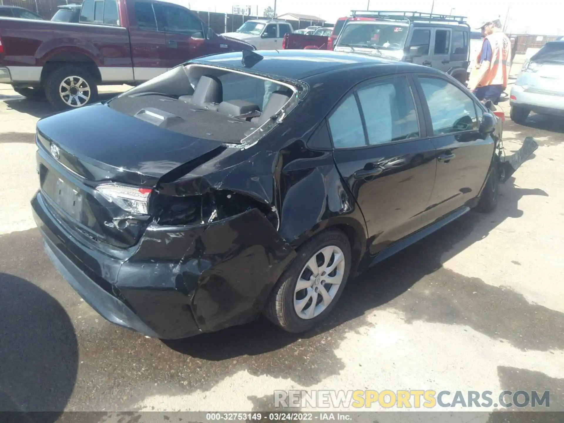 4 Photograph of a damaged car 5YFEPMAE0MP177307 TOYOTA COROLLA 2021