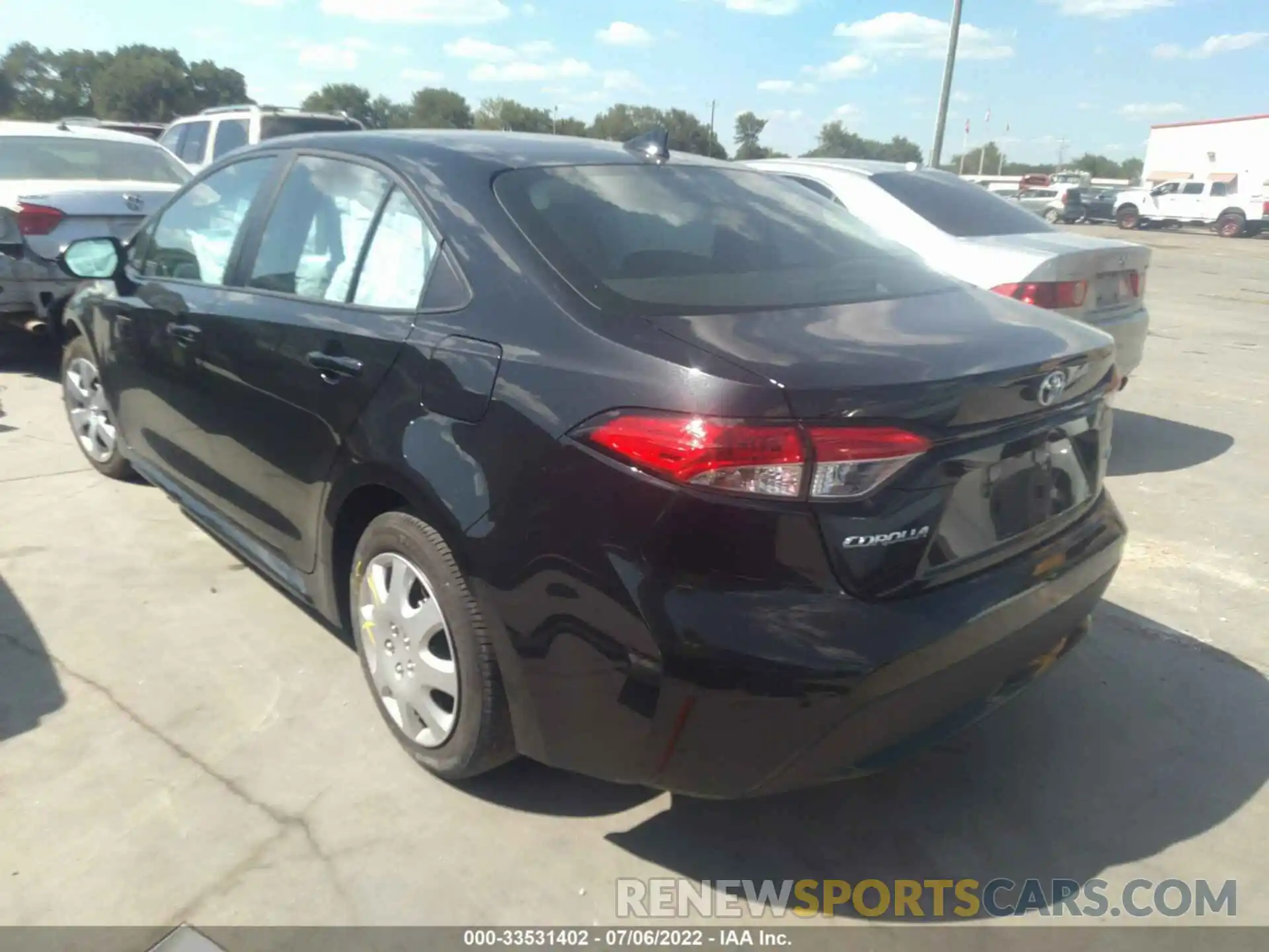 3 Photograph of a damaged car 5YFEPMAE0MP178182 TOYOTA COROLLA 2021