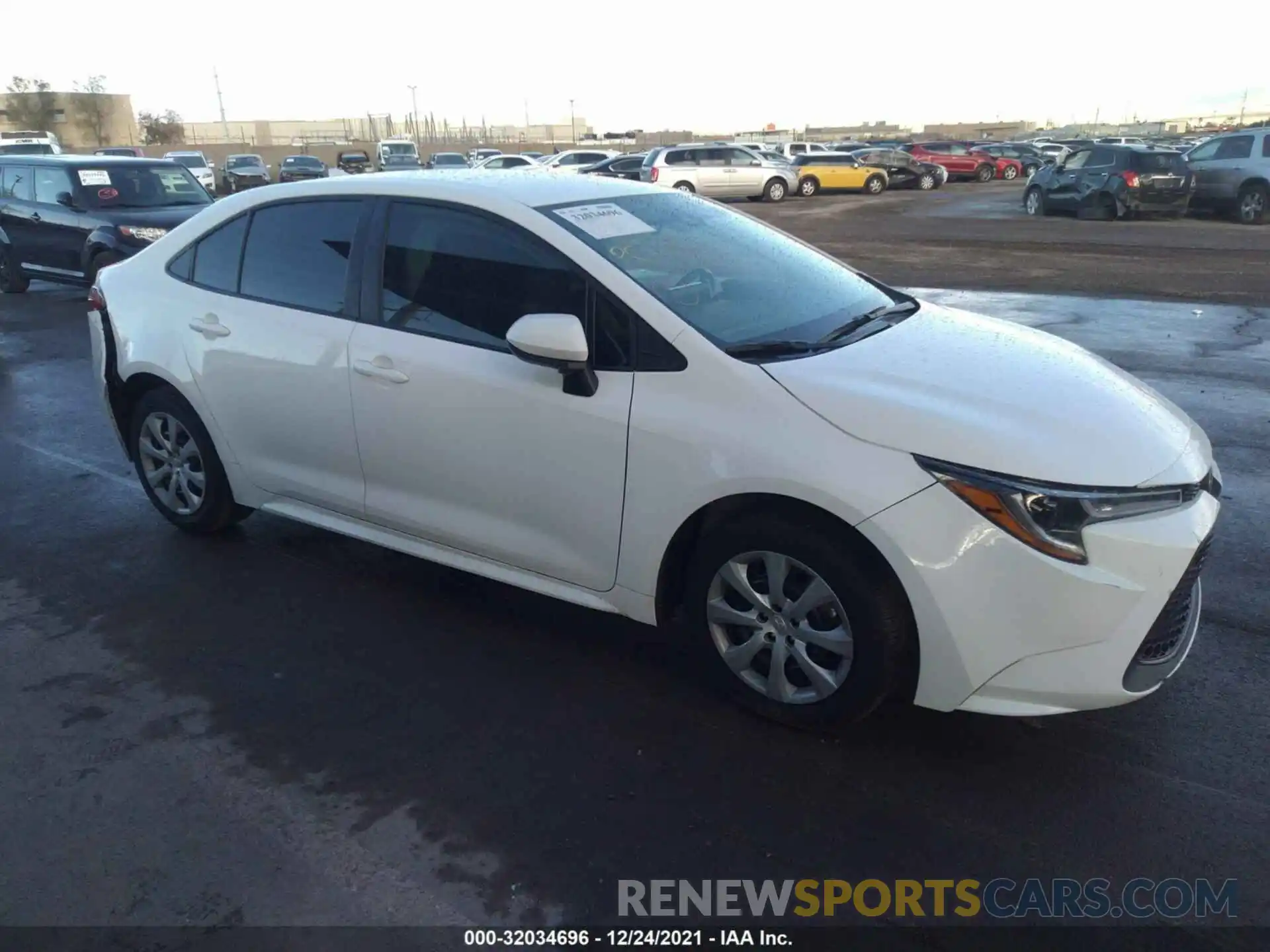 1 Photograph of a damaged car 5YFEPMAE0MP179123 TOYOTA COROLLA 2021