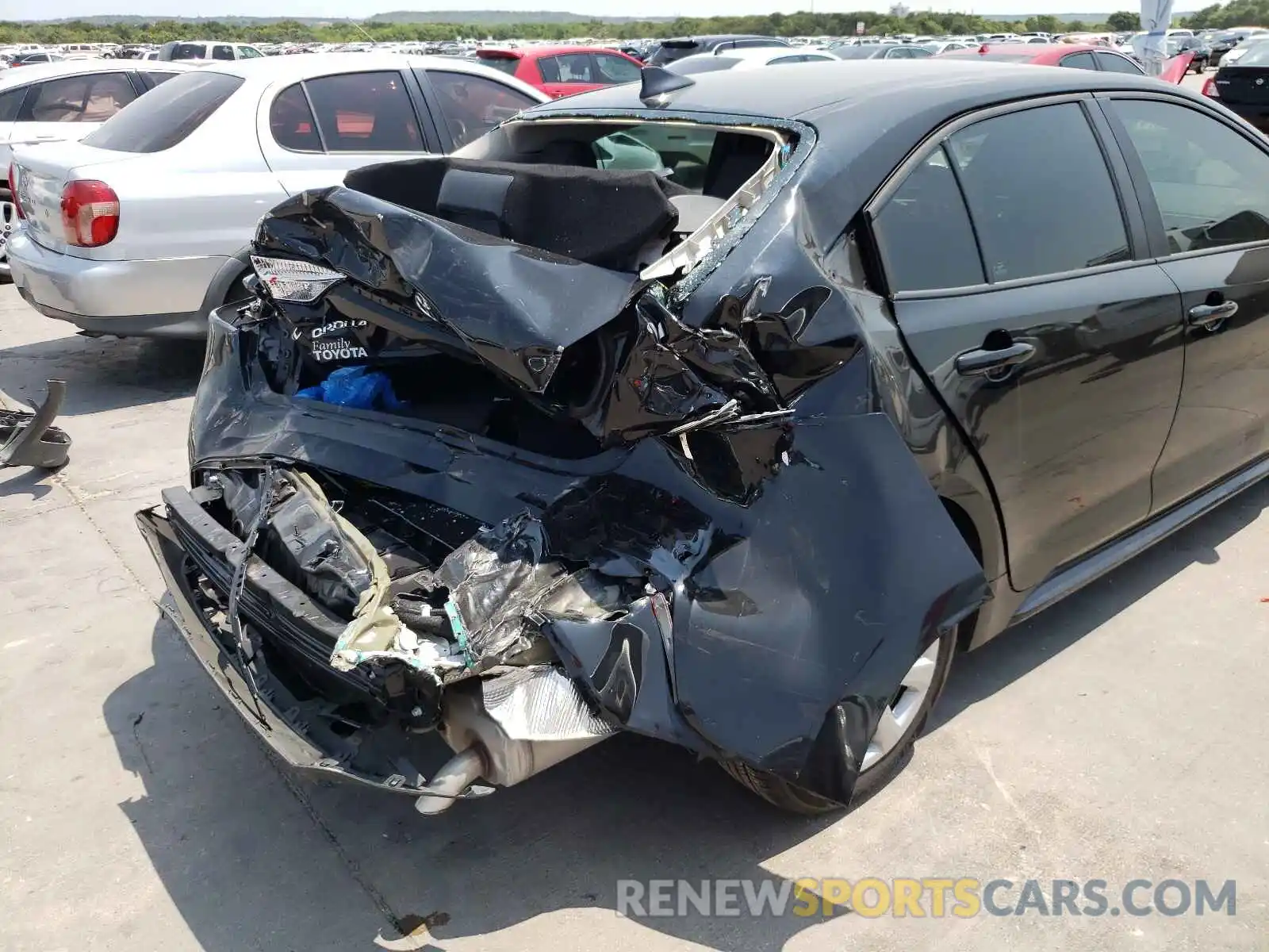 9 Photograph of a damaged car 5YFEPMAE0MP179560 TOYOTA COROLLA 2021