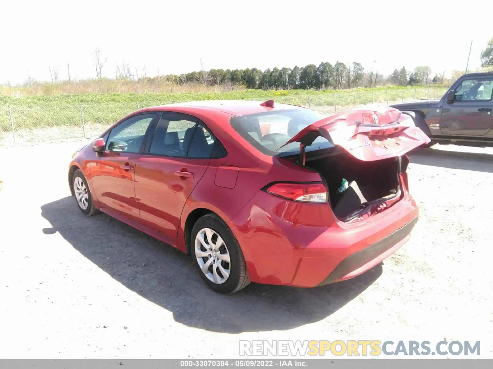 3 Photograph of a damaged car 5YFEPMAE0MP181972 TOYOTA COROLLA 2021