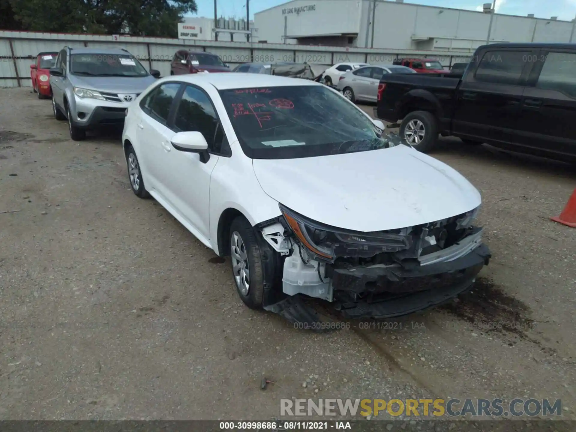 1 Photograph of a damaged car 5YFEPMAE0MP182023 TOYOTA COROLLA 2021