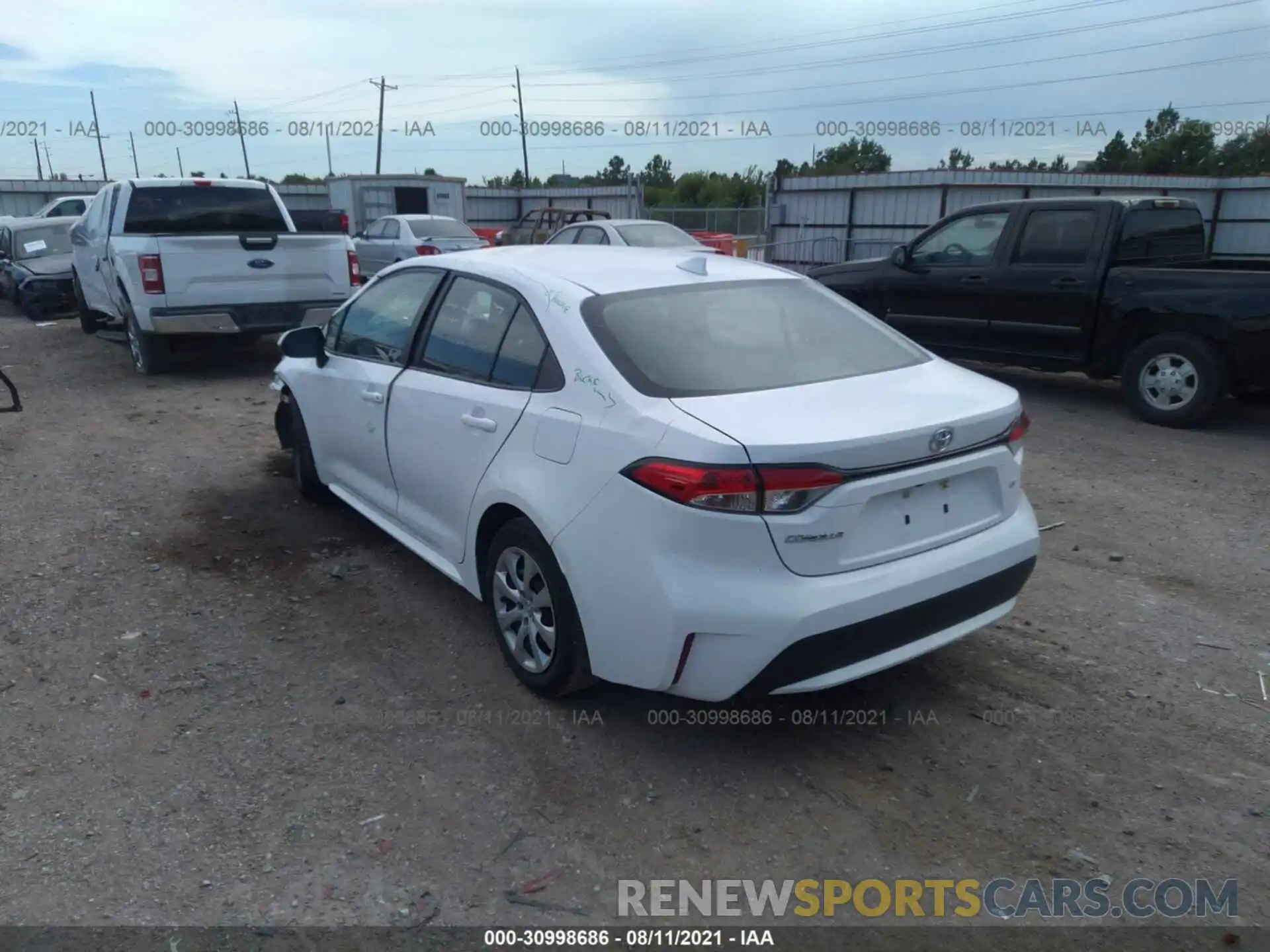 3 Photograph of a damaged car 5YFEPMAE0MP182023 TOYOTA COROLLA 2021