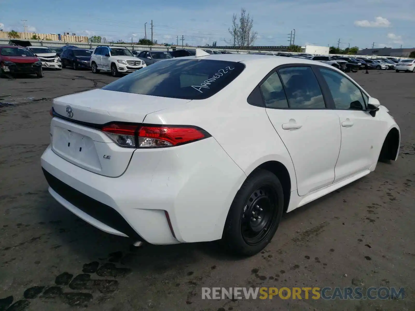 4 Photograph of a damaged car 5YFEPMAE0MP183804 TOYOTA COROLLA 2021