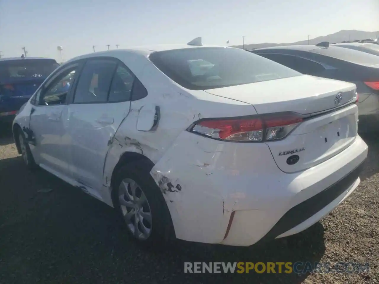 3 Photograph of a damaged car 5YFEPMAE0MP191871 TOYOTA COROLLA 2021