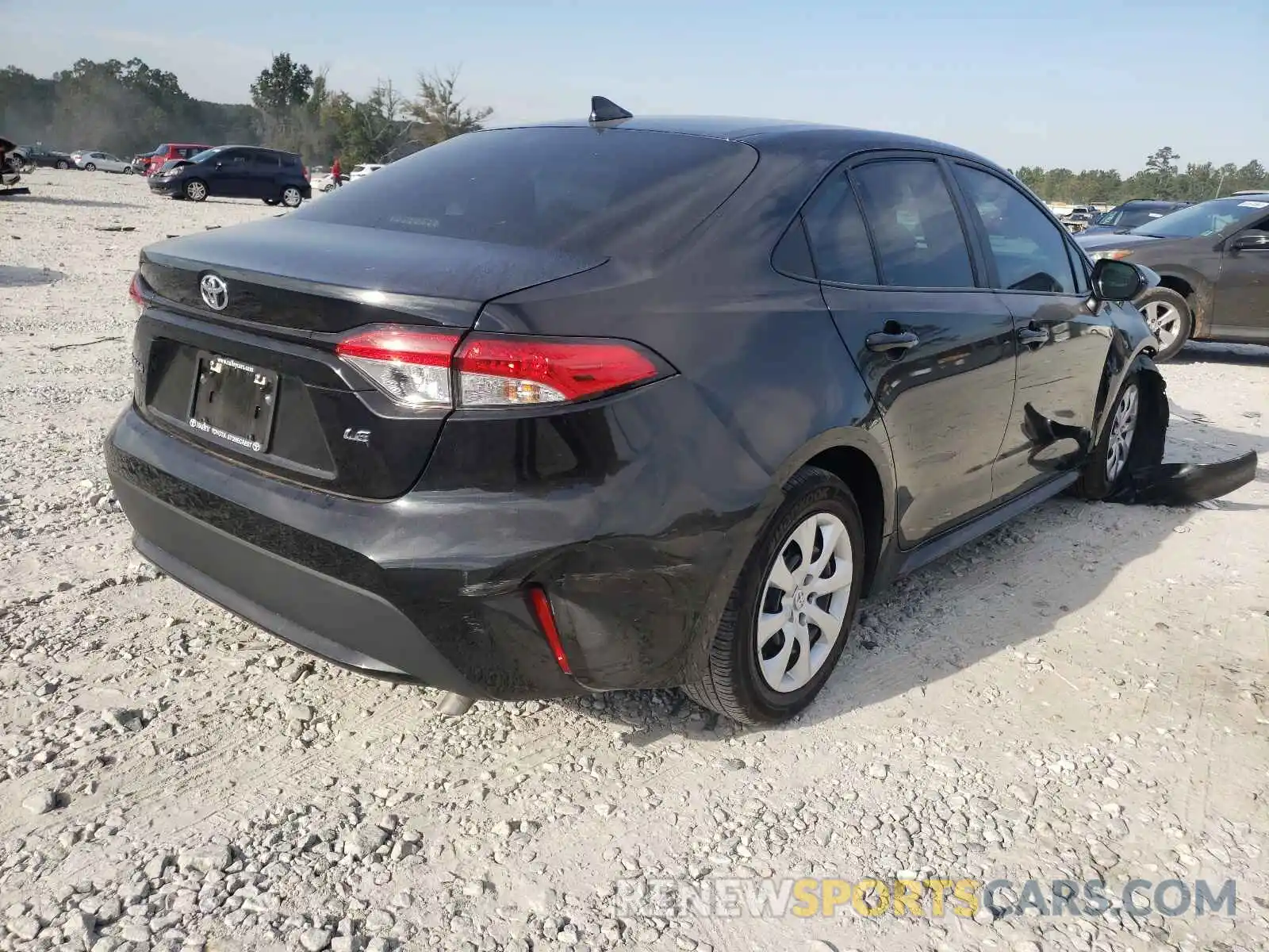 4 Photograph of a damaged car 5YFEPMAE0MP194317 TOYOTA COROLLA 2021