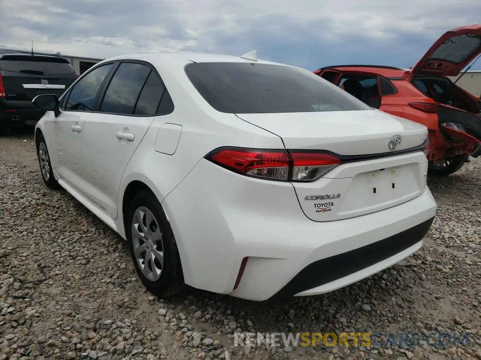 3 Photograph of a damaged car 5YFEPMAE0MP195922 TOYOTA COROLLA 2021