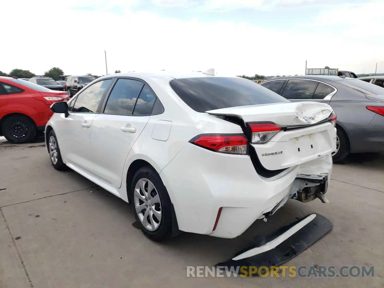 3 Photograph of a damaged car 5YFEPMAE0MP197380 TOYOTA COROLLA 2021