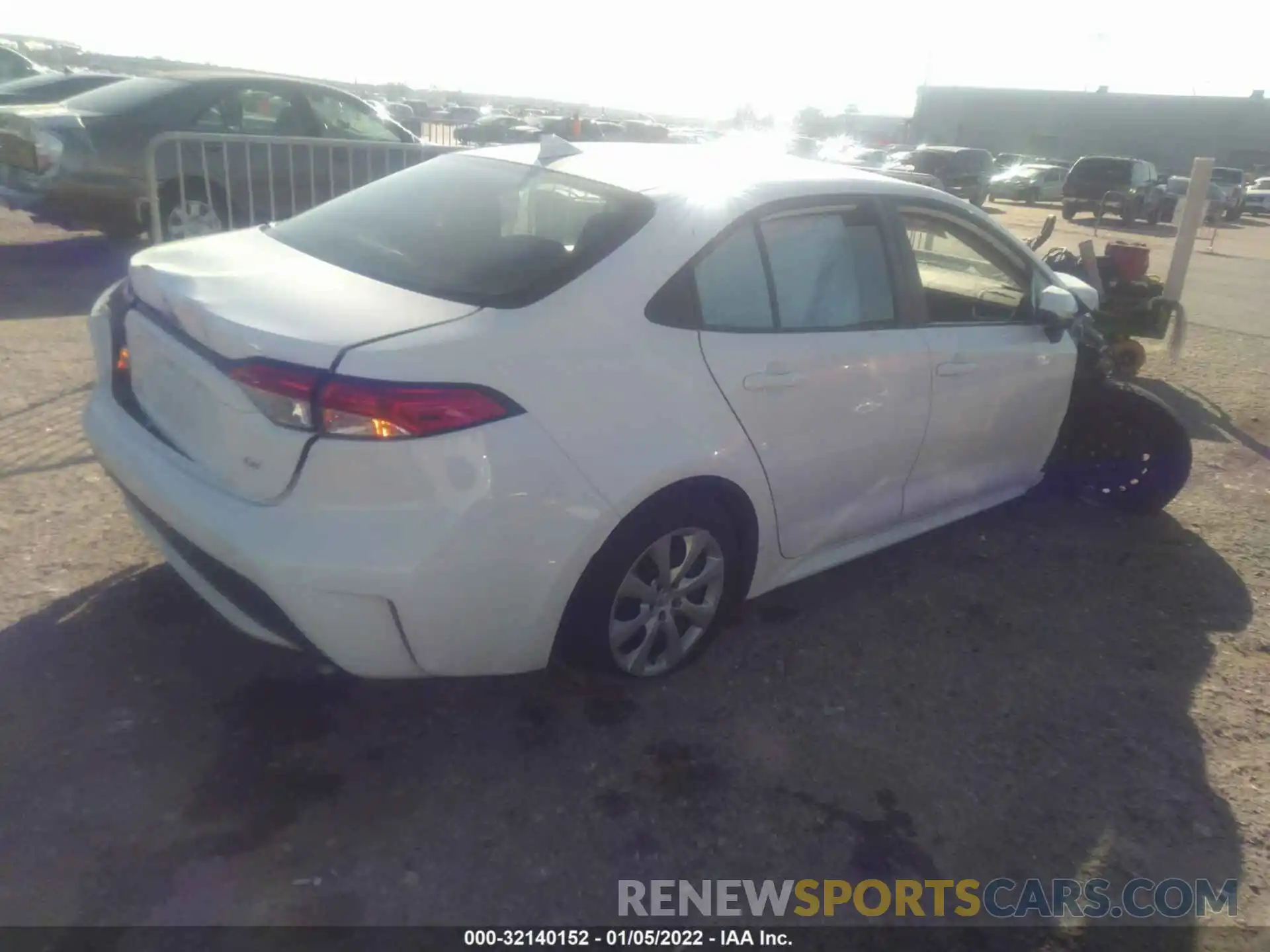 4 Photograph of a damaged car 5YFEPMAE0MP199887 TOYOTA COROLLA 2021