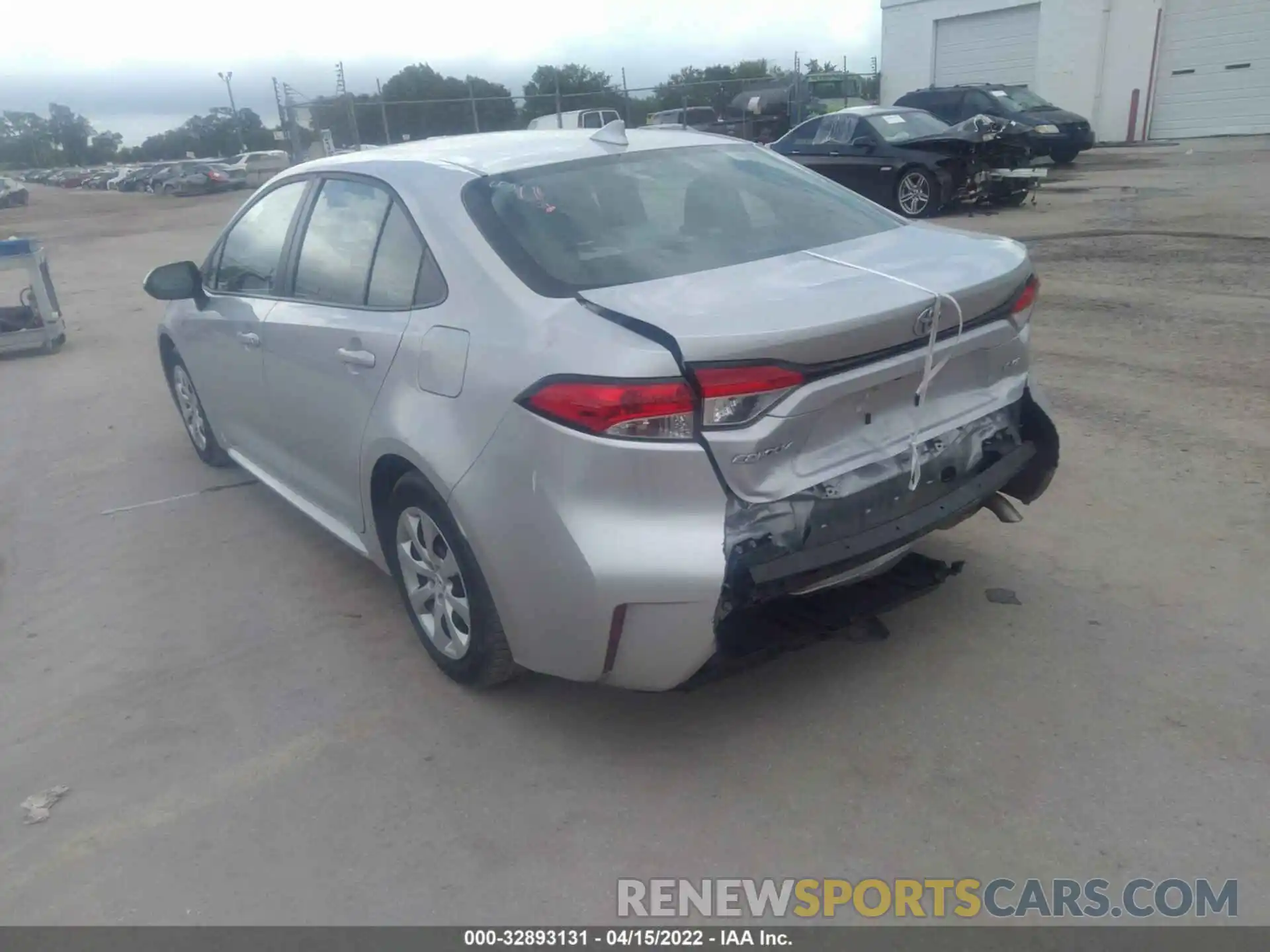 3 Photograph of a damaged car 5YFEPMAE0MP200102 TOYOTA COROLLA 2021