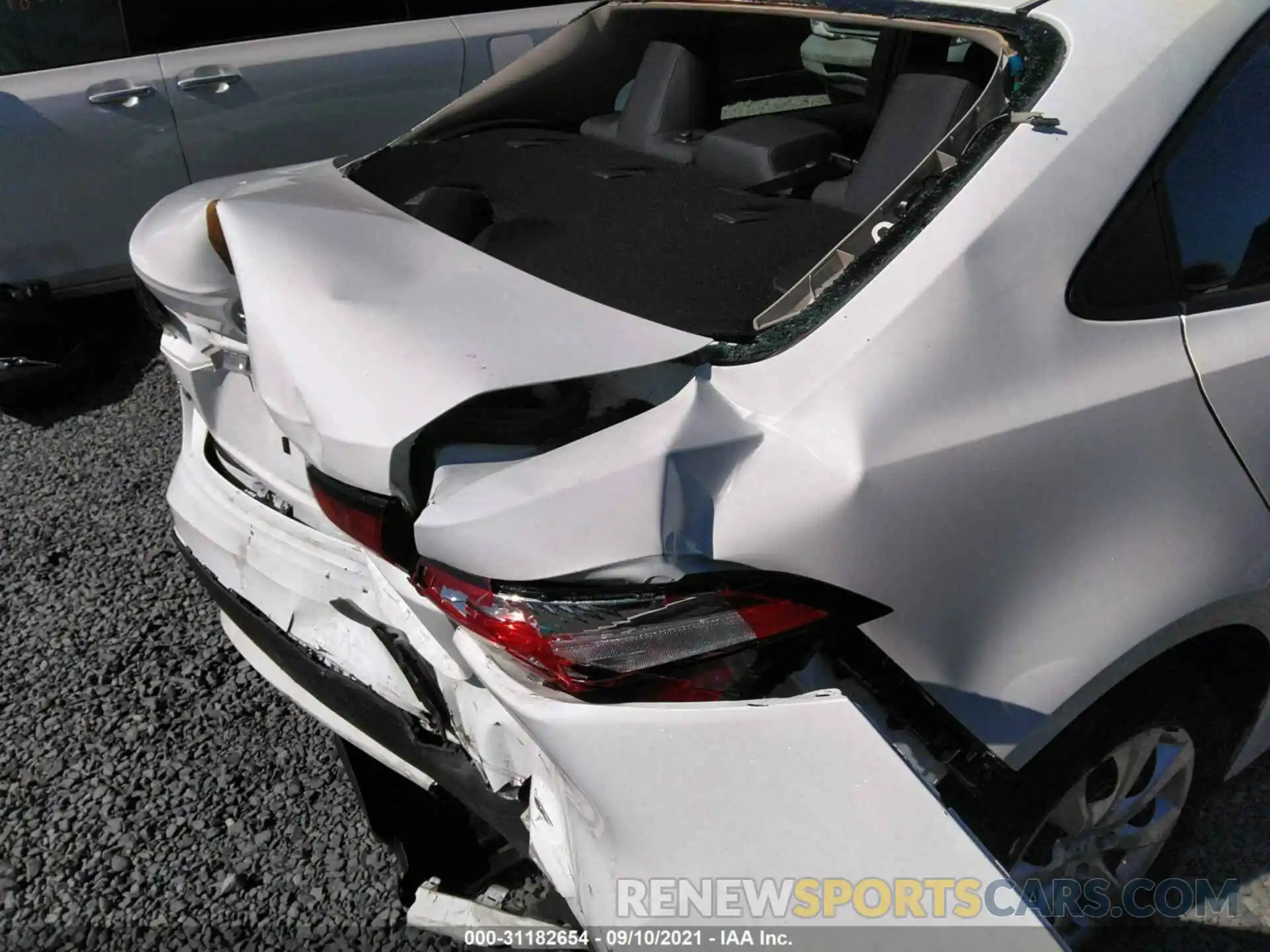 6 Photograph of a damaged car 5YFEPMAE0MP201508 TOYOTA COROLLA 2021