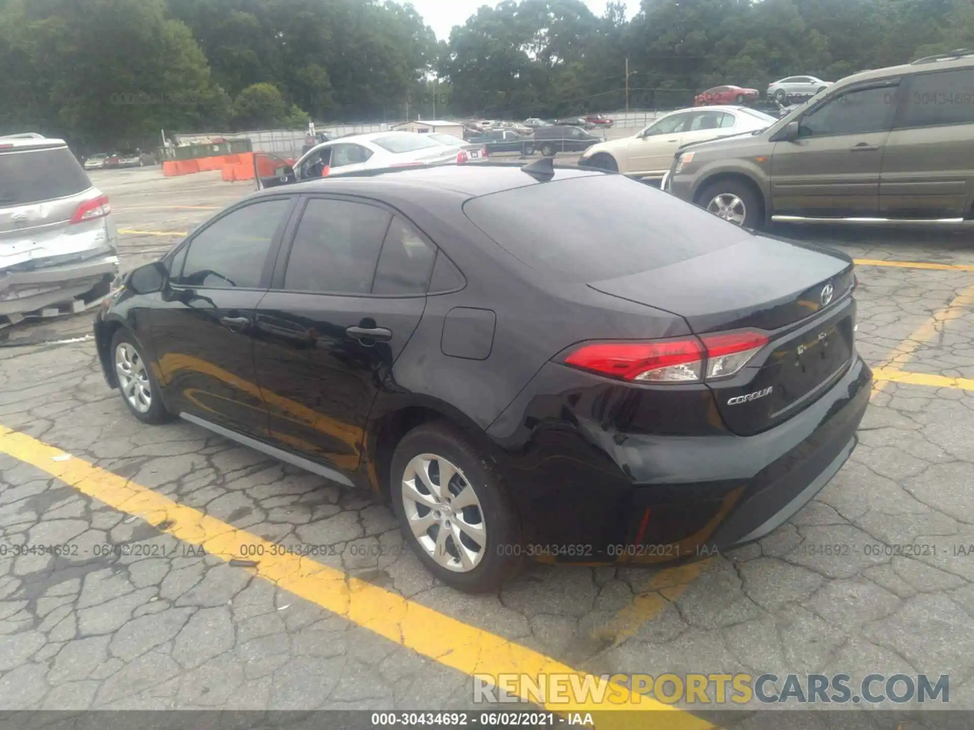 3 Photograph of a damaged car 5YFEPMAE0MP202500 TOYOTA COROLLA 2021