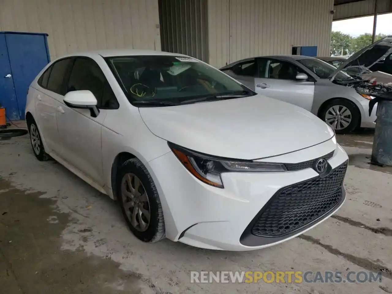 1 Photograph of a damaged car 5YFEPMAE0MP202691 TOYOTA COROLLA 2021