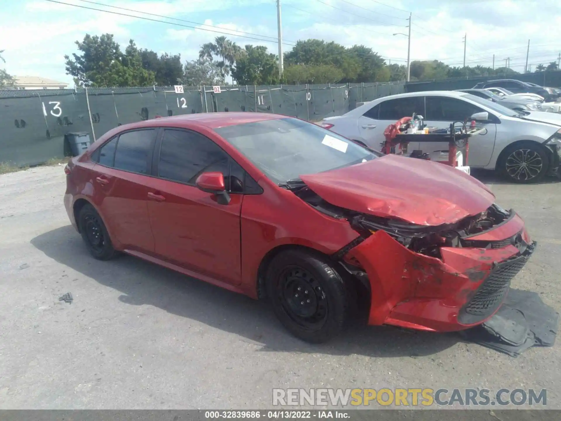 1 Photograph of a damaged car 5YFEPMAE0MP204618 TOYOTA COROLLA 2021