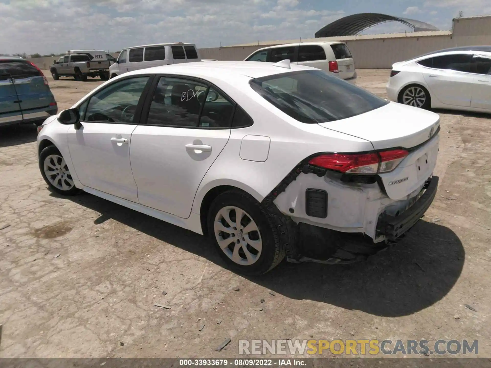 3 Photograph of a damaged car 5YFEPMAE0MP210516 TOYOTA COROLLA 2021