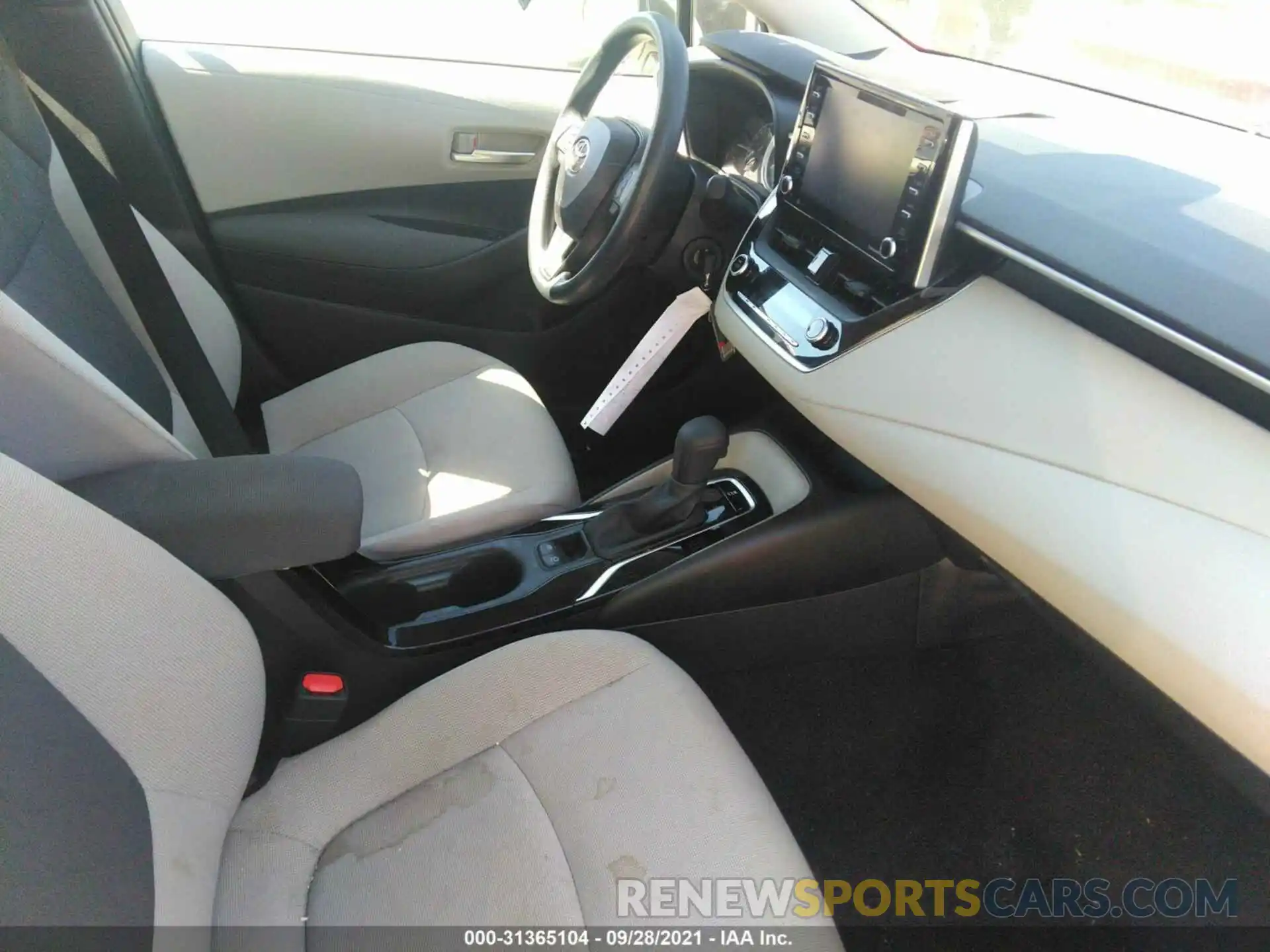 5 Photograph of a damaged car 5YFEPMAE0MP215246 TOYOTA COROLLA 2021