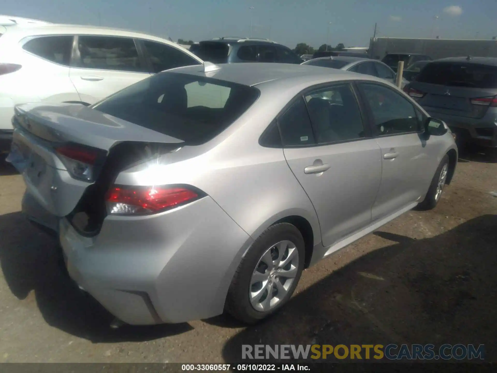 4 Photograph of a damaged car 5YFEPMAE0MP218079 TOYOTA COROLLA 2021