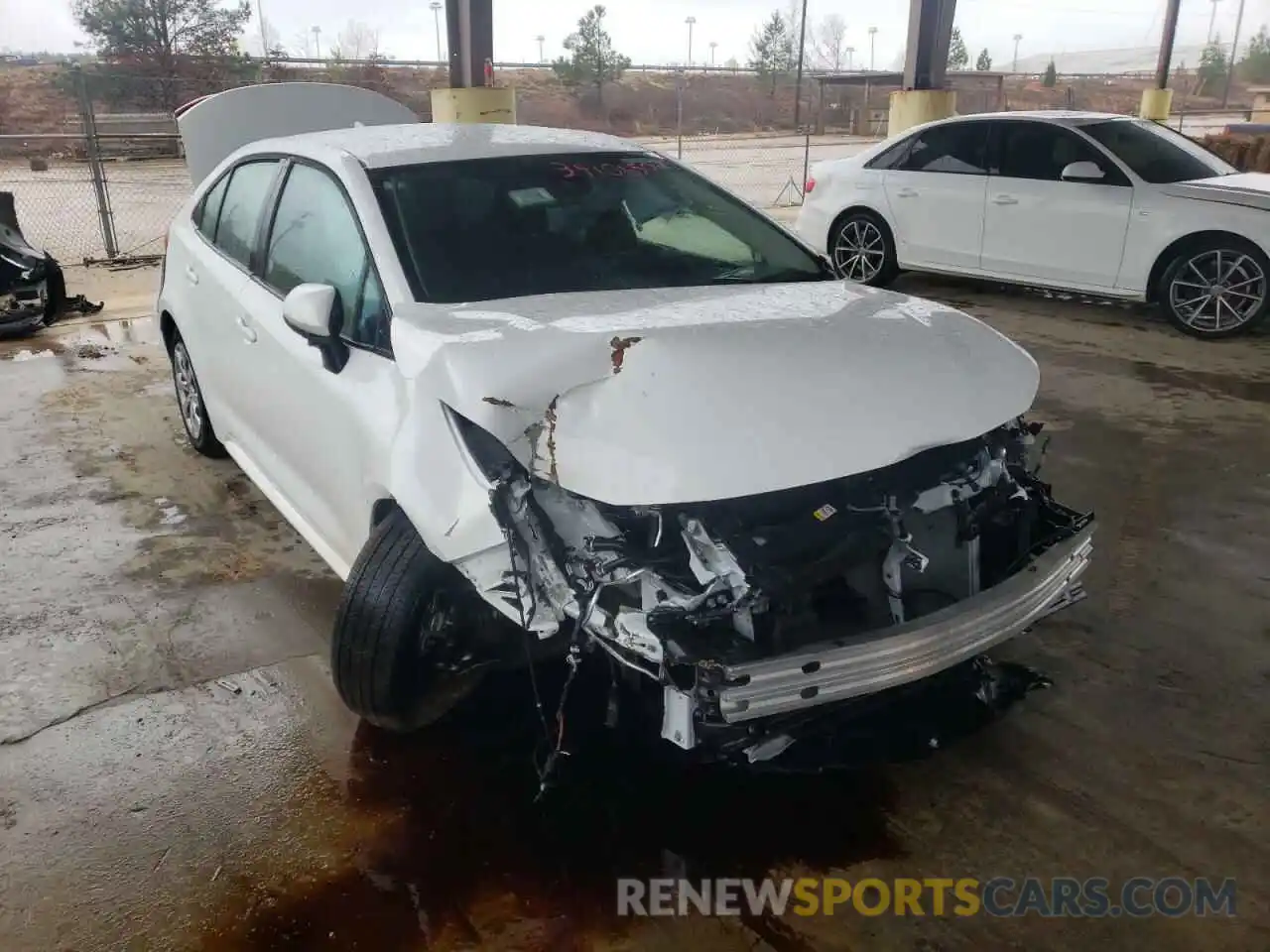 1 Photograph of a damaged car 5YFEPMAE0MP218244 TOYOTA COROLLA 2021