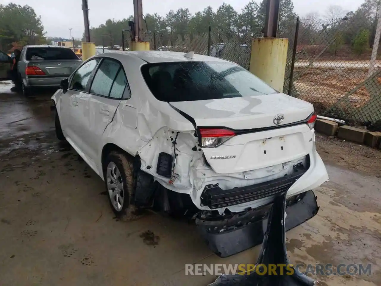 3 Photograph of a damaged car 5YFEPMAE0MP218244 TOYOTA COROLLA 2021