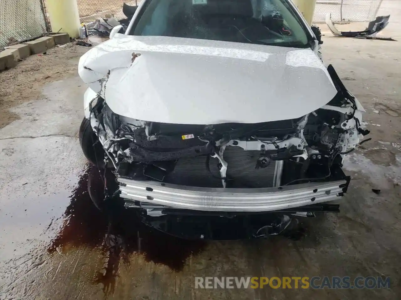 9 Photograph of a damaged car 5YFEPMAE0MP218244 TOYOTA COROLLA 2021