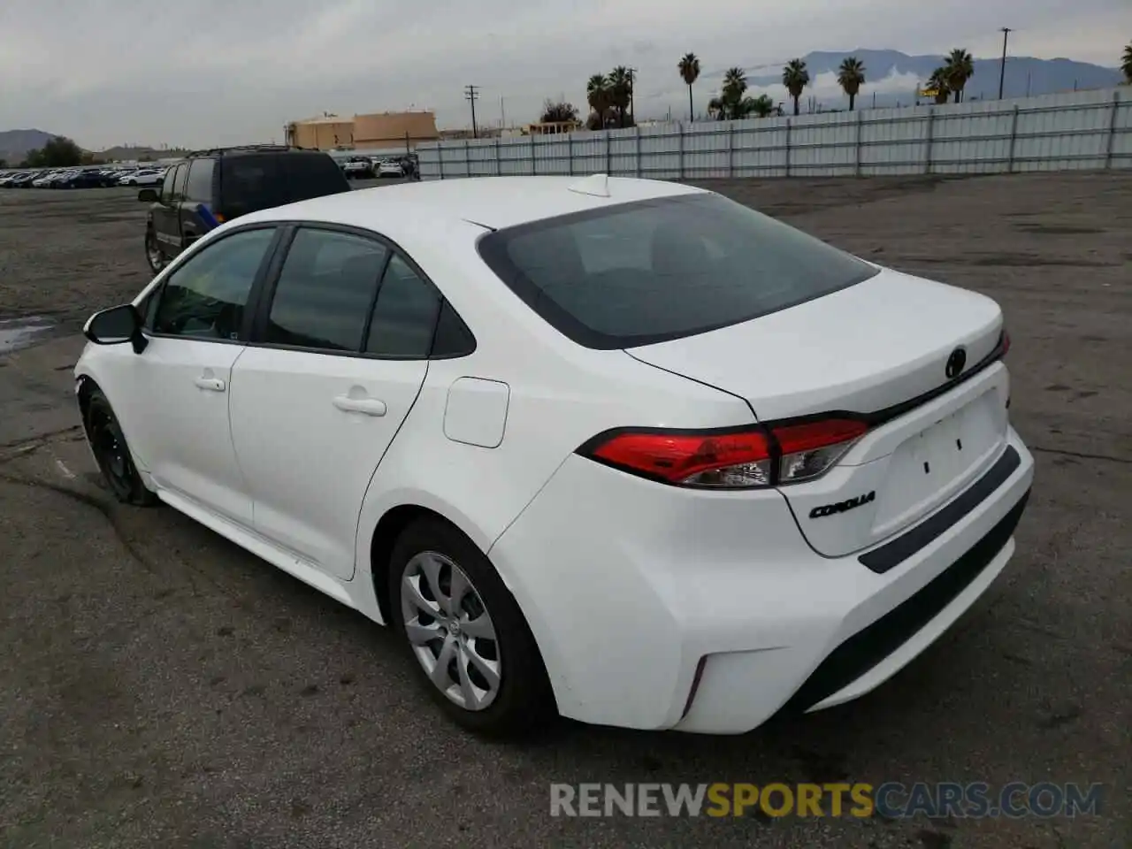 3 Photograph of a damaged car 5YFEPMAE0MP219085 TOYOTA COROLLA 2021