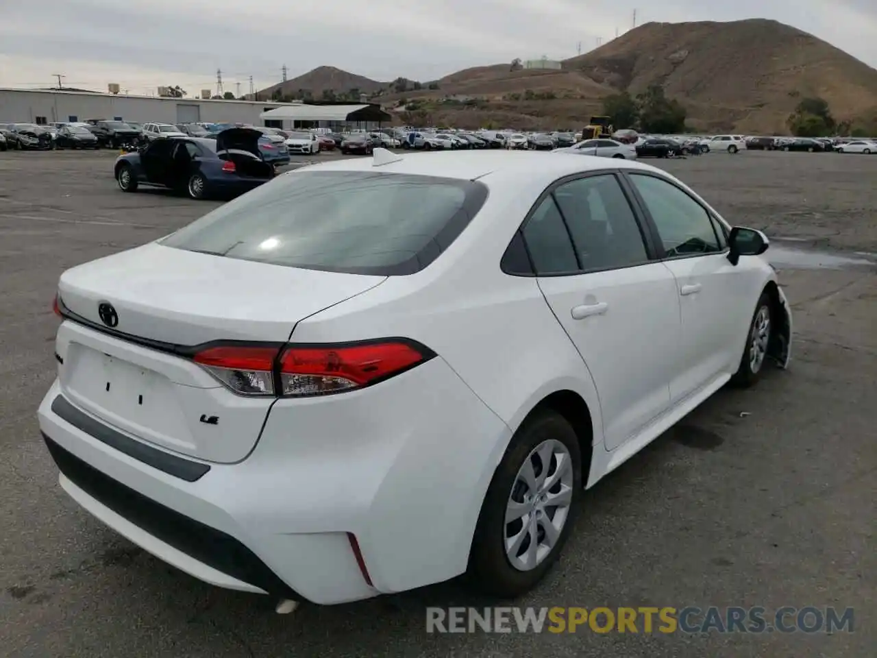 4 Photograph of a damaged car 5YFEPMAE0MP219085 TOYOTA COROLLA 2021