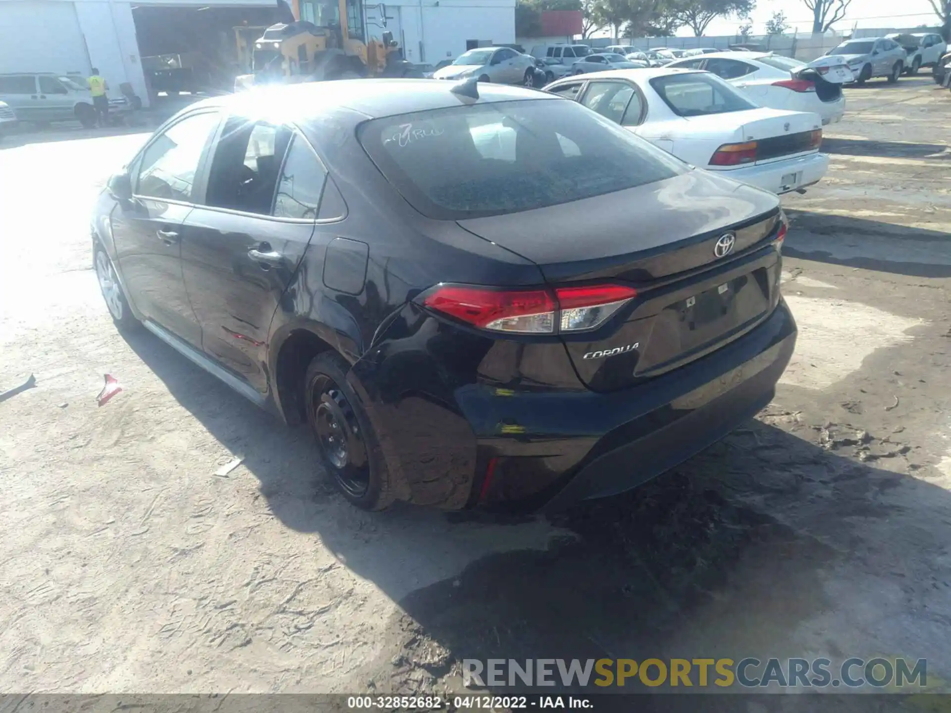 3 Photograph of a damaged car 5YFEPMAE0MP220088 TOYOTA COROLLA 2021