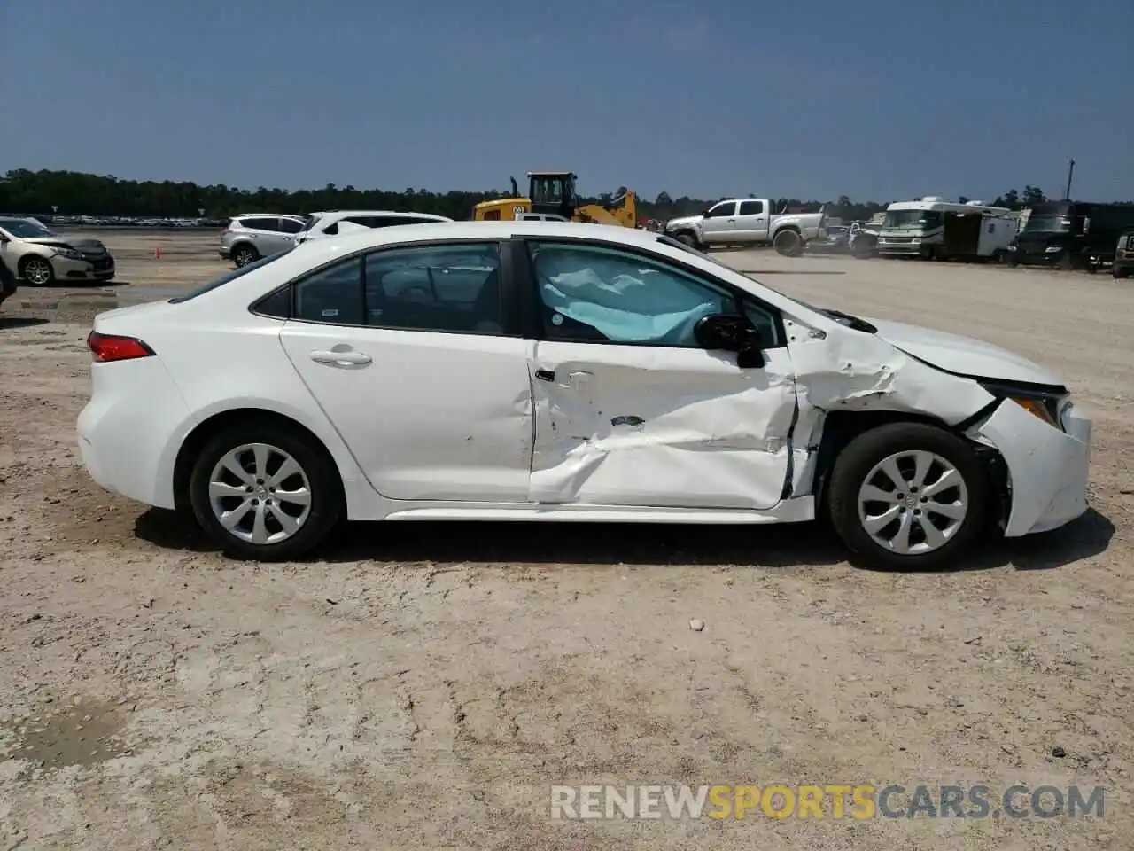 9 Photograph of a damaged car 5YFEPMAE0MP221161 TOYOTA COROLLA 2021