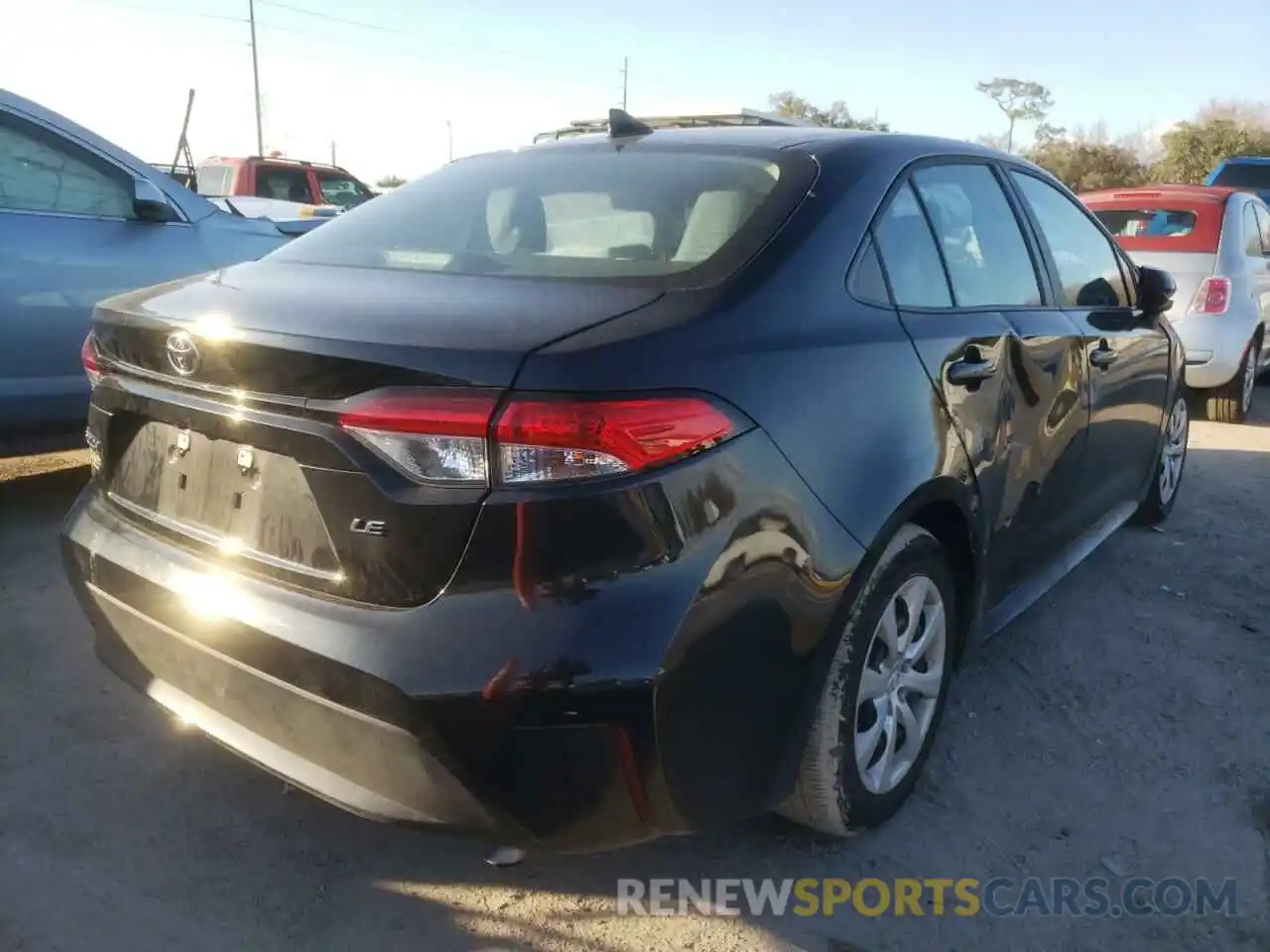 4 Photograph of a damaged car 5YFEPMAE0MP225047 TOYOTA COROLLA 2021