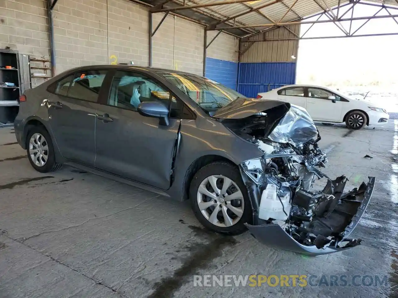 4 Photograph of a damaged car 5YFEPMAE0MP226425 TOYOTA COROLLA 2021