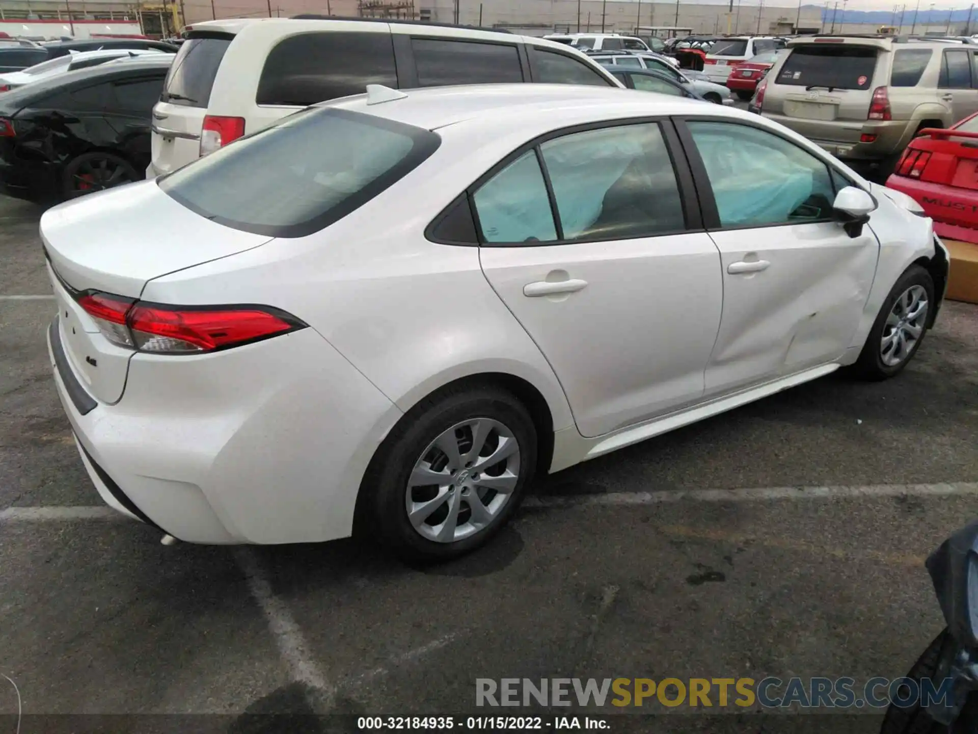 4 Photograph of a damaged car 5YFEPMAE0MP229146 TOYOTA COROLLA 2021