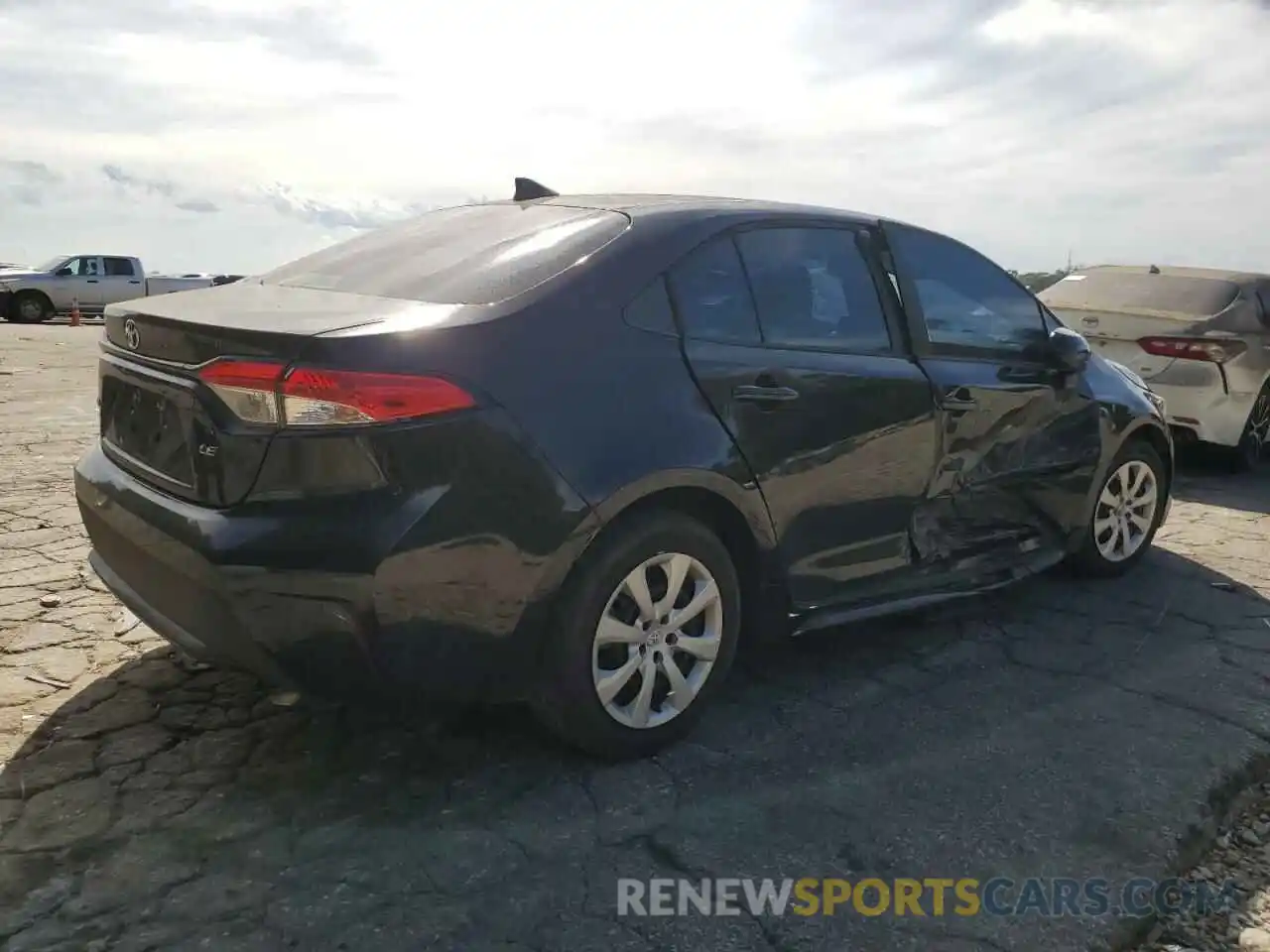 3 Photograph of a damaged car 5YFEPMAE0MP231740 TOYOTA COROLLA 2021