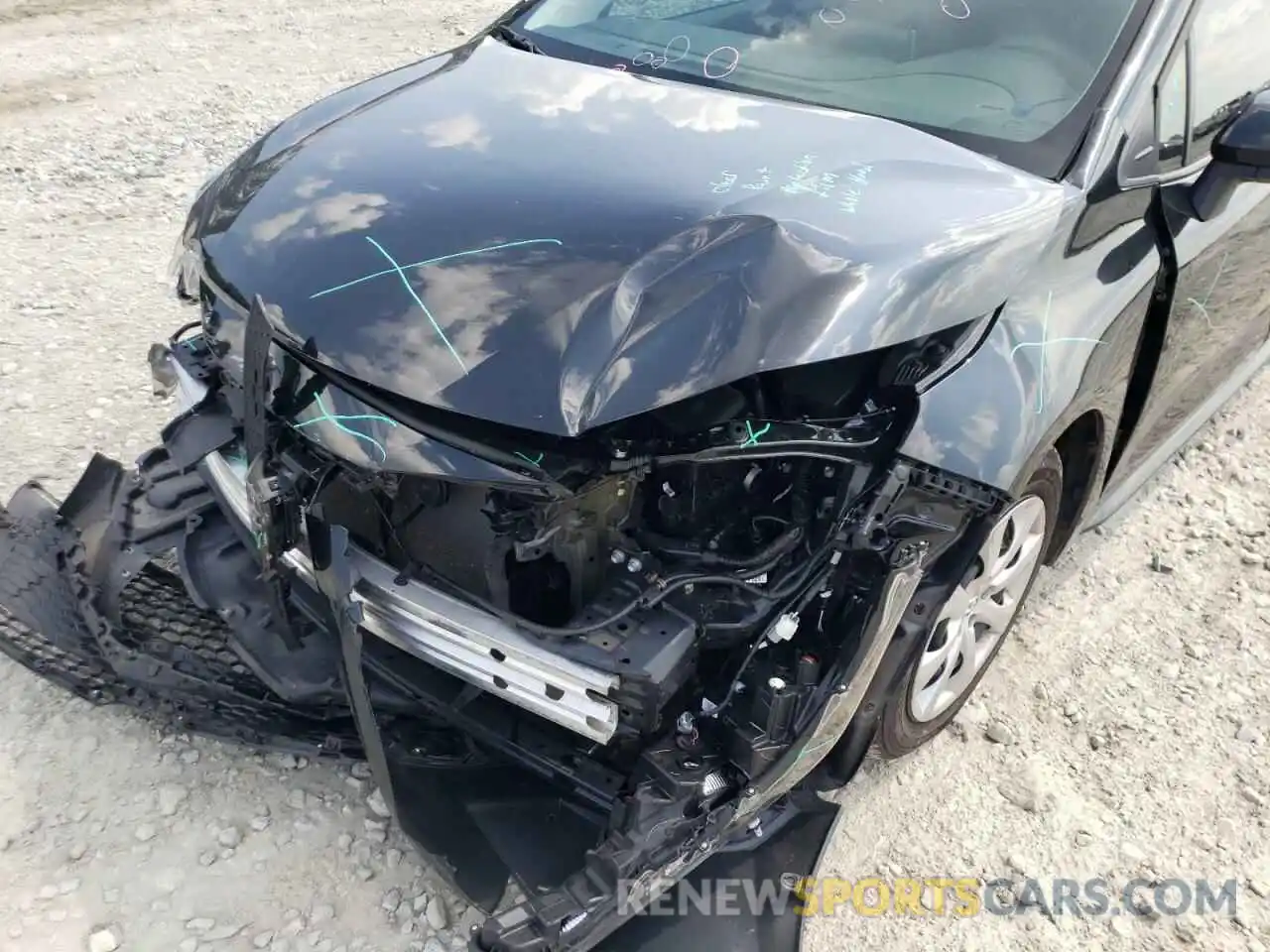 9 Photograph of a damaged car 5YFEPMAE0MP236291 TOYOTA COROLLA 2021