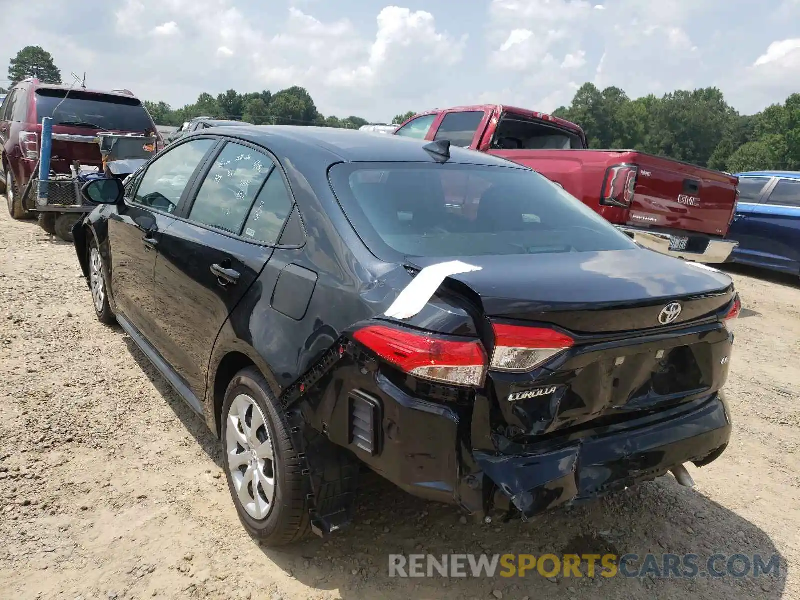 3 Photograph of a damaged car 5YFEPMAE0MP238221 TOYOTA COROLLA 2021