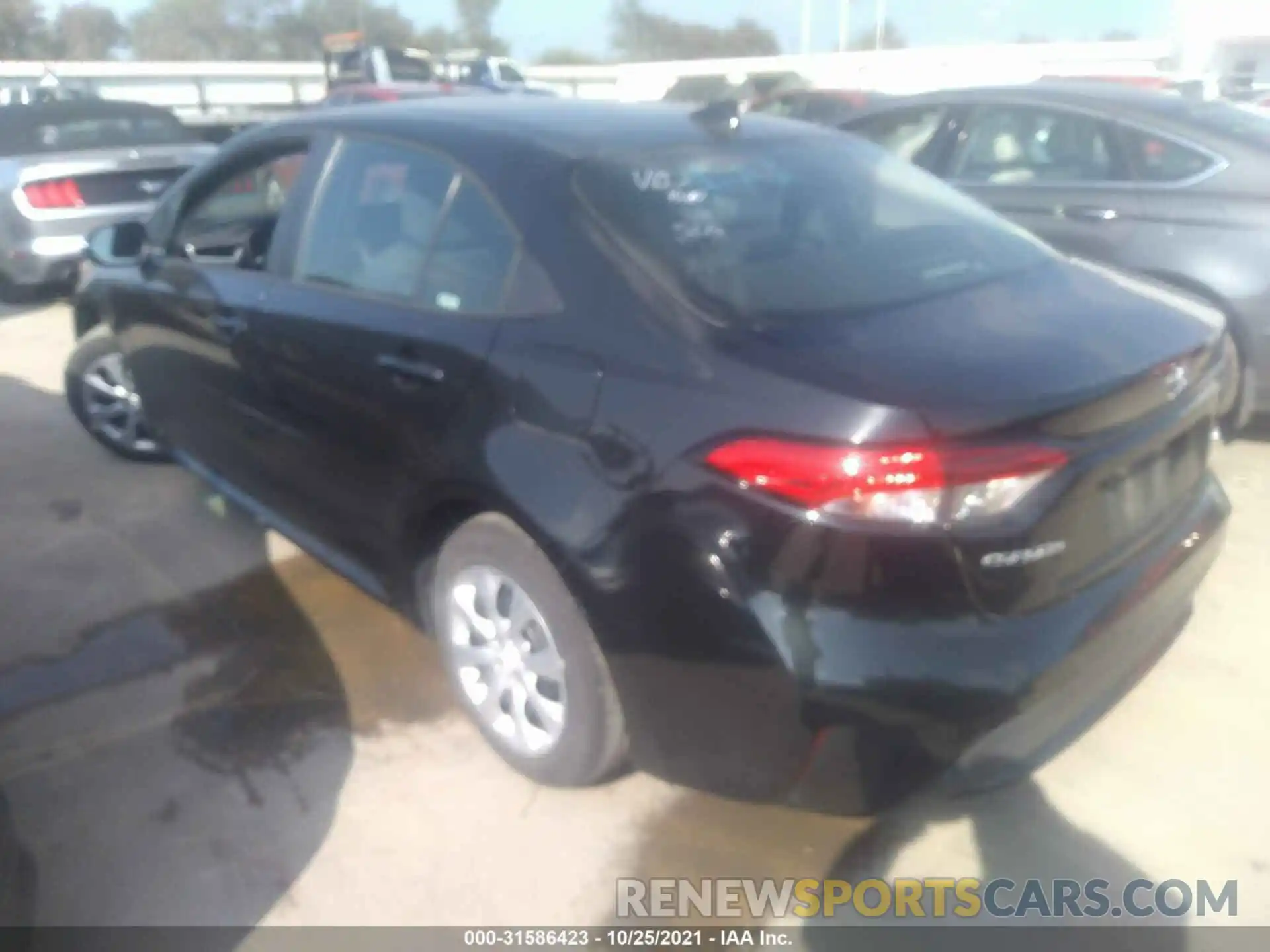 3 Photograph of a damaged car 5YFEPMAE0MP238686 TOYOTA COROLLA 2021