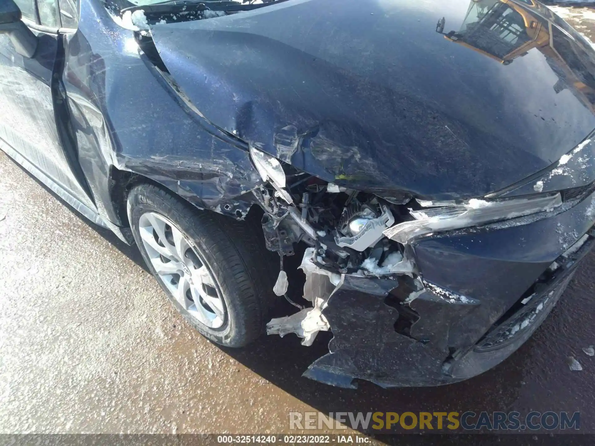 12 Photograph of a damaged car 5YFEPMAE0MP241703 TOYOTA COROLLA 2021