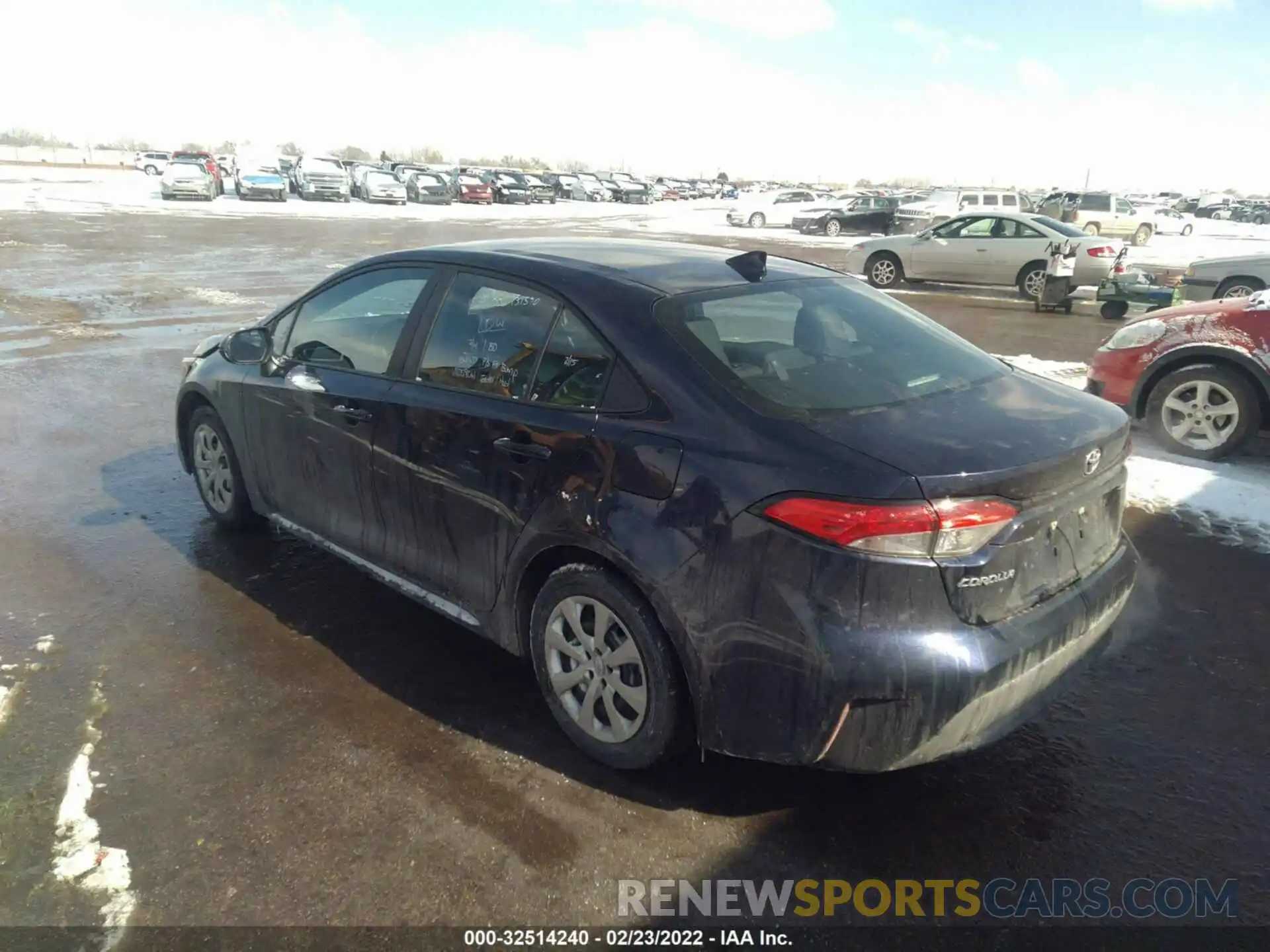 3 Photograph of a damaged car 5YFEPMAE0MP241703 TOYOTA COROLLA 2021